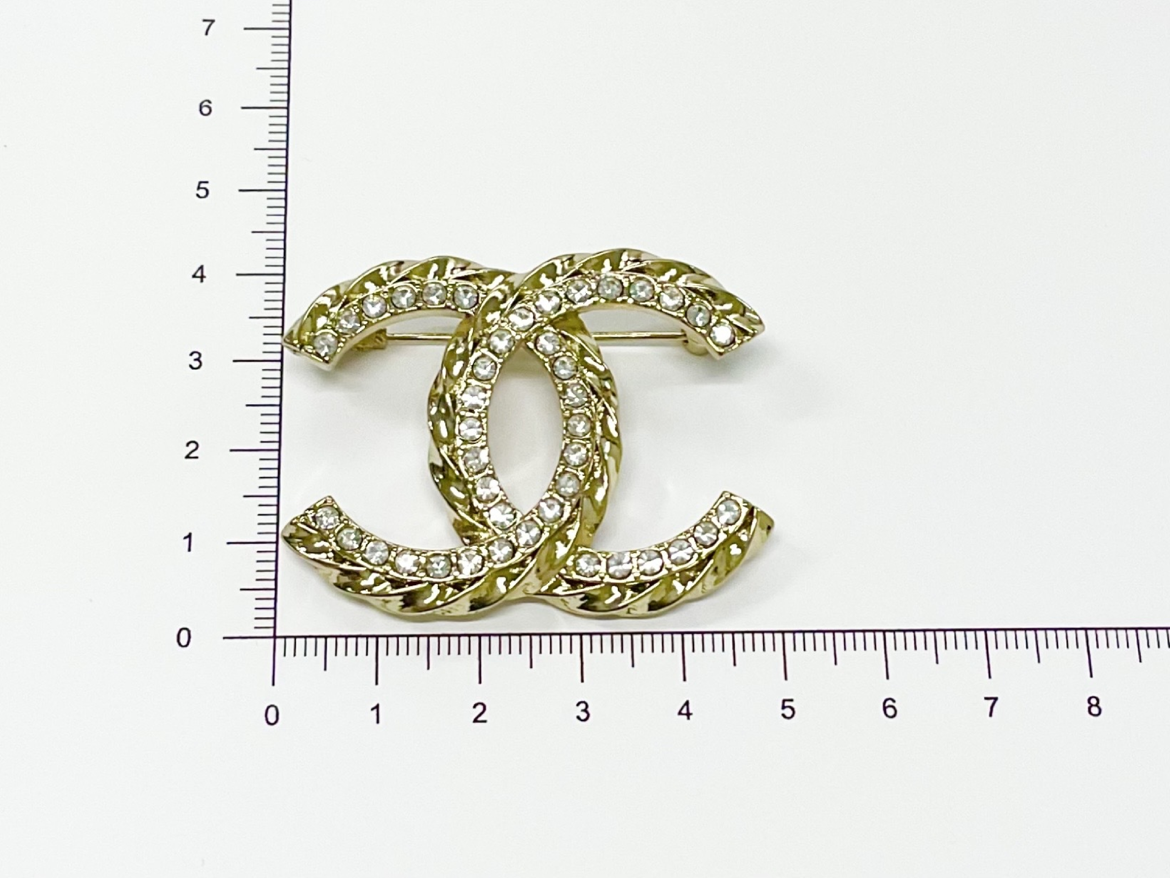 GP Brooch — view 6