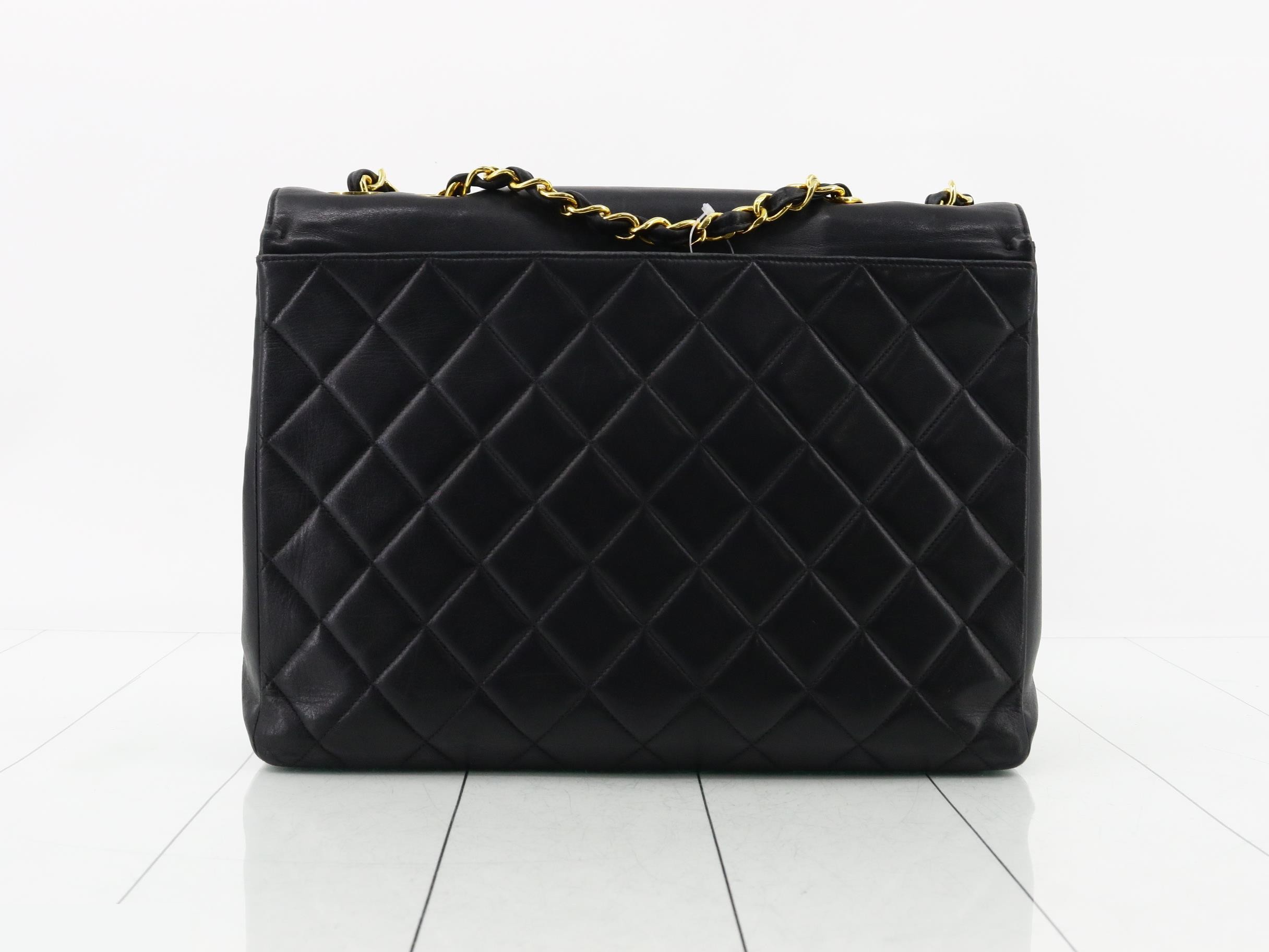 Matelassé (bag) - Shoulder bag — view 2