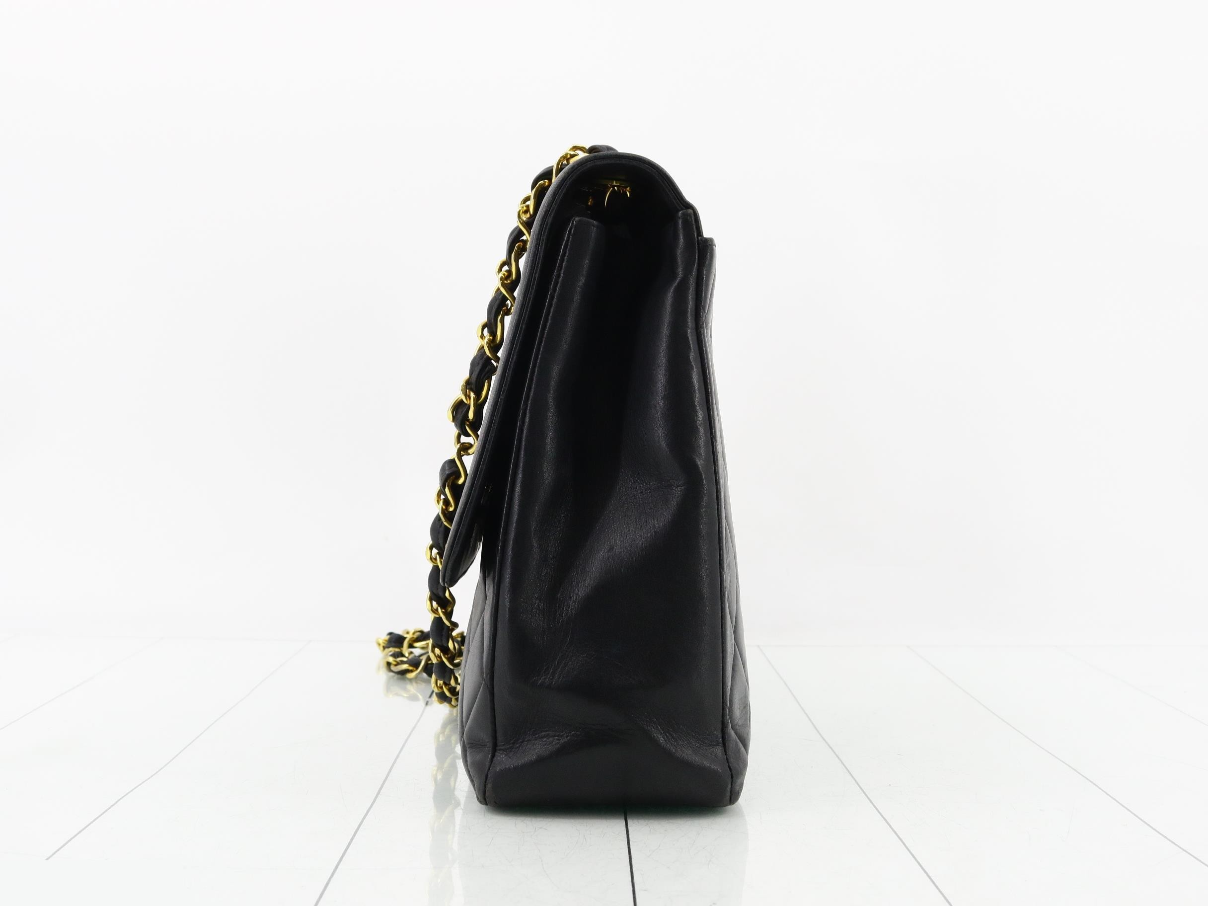 Matelassé (bag) - Shoulder bag — view 3