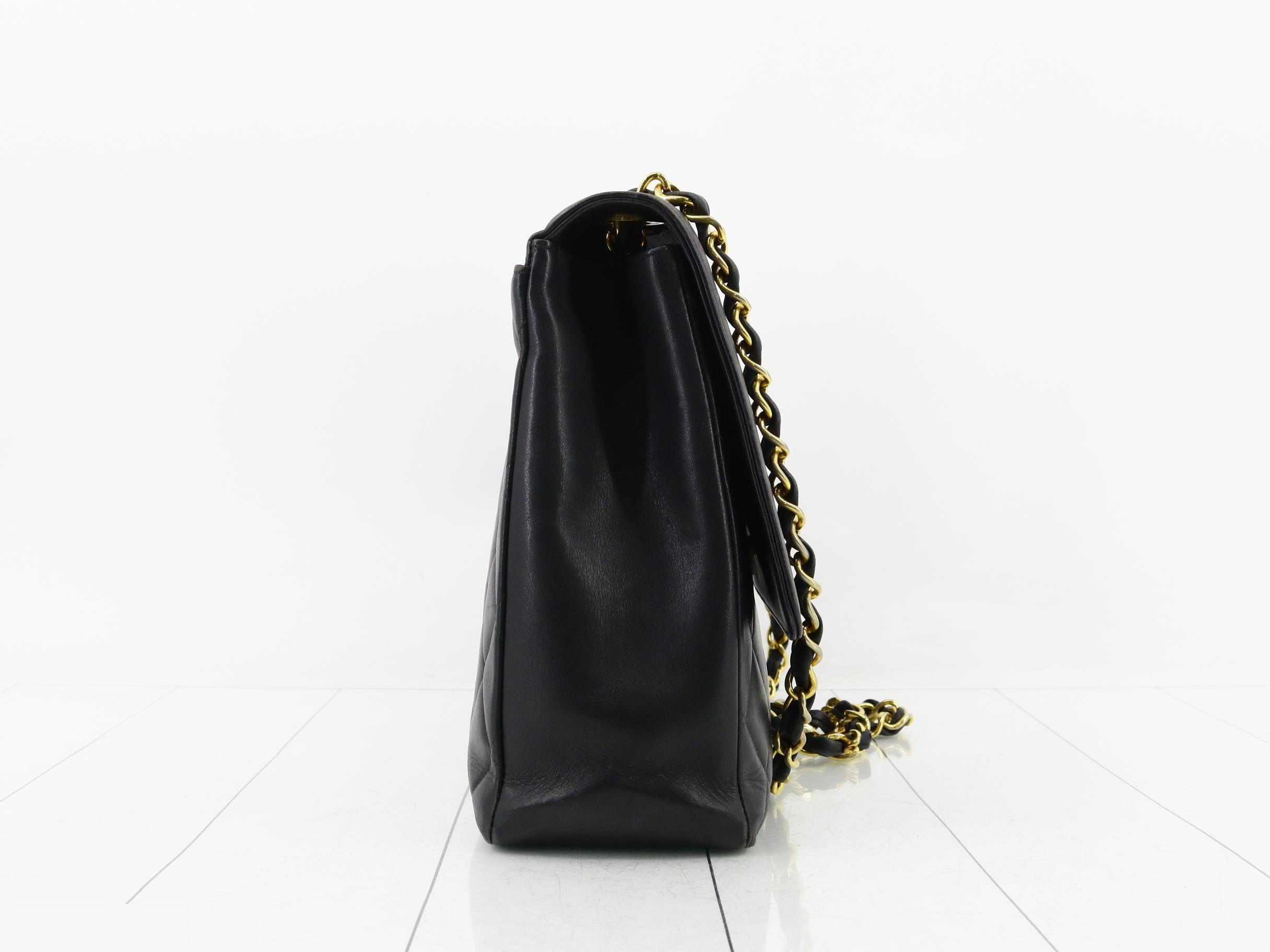 Matelassé (bag) - Shoulder bag — view 4