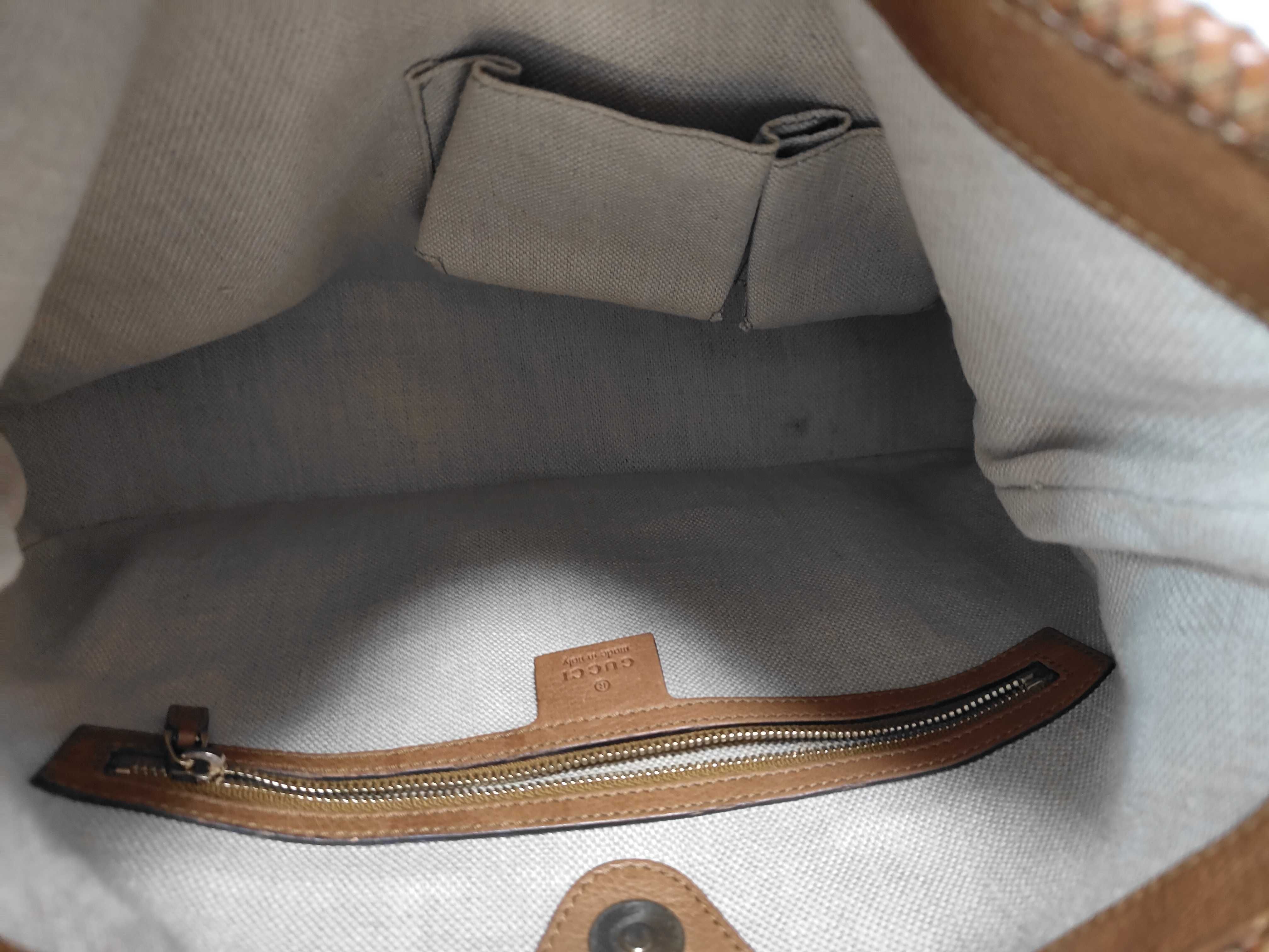 GG Logo Trimmed Tassel Hobo Bag Brown 257026 Shoulder Bag — view 9