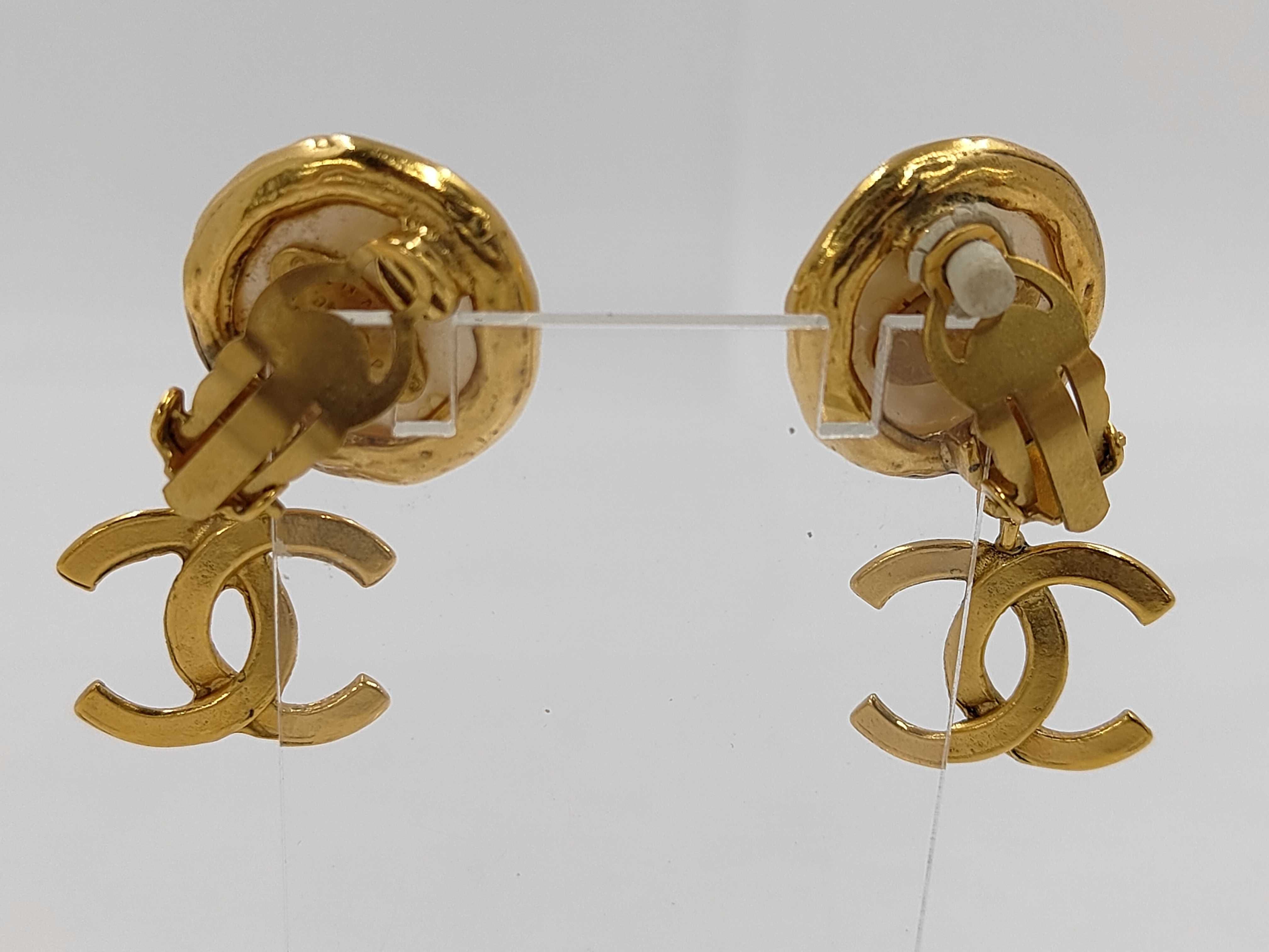fake pearl here mark earrings — view 2