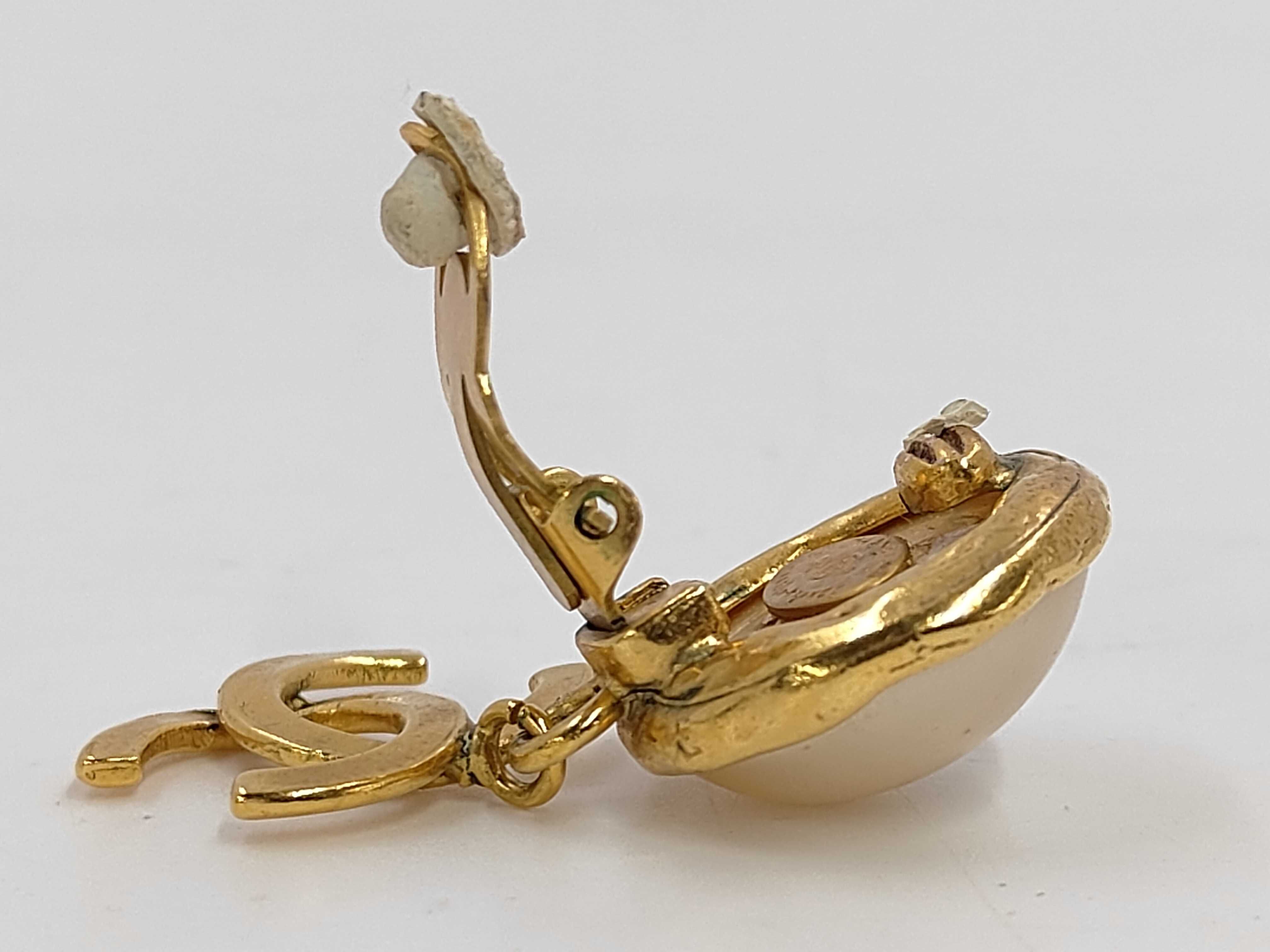 fake pearl here mark earrings — view 6