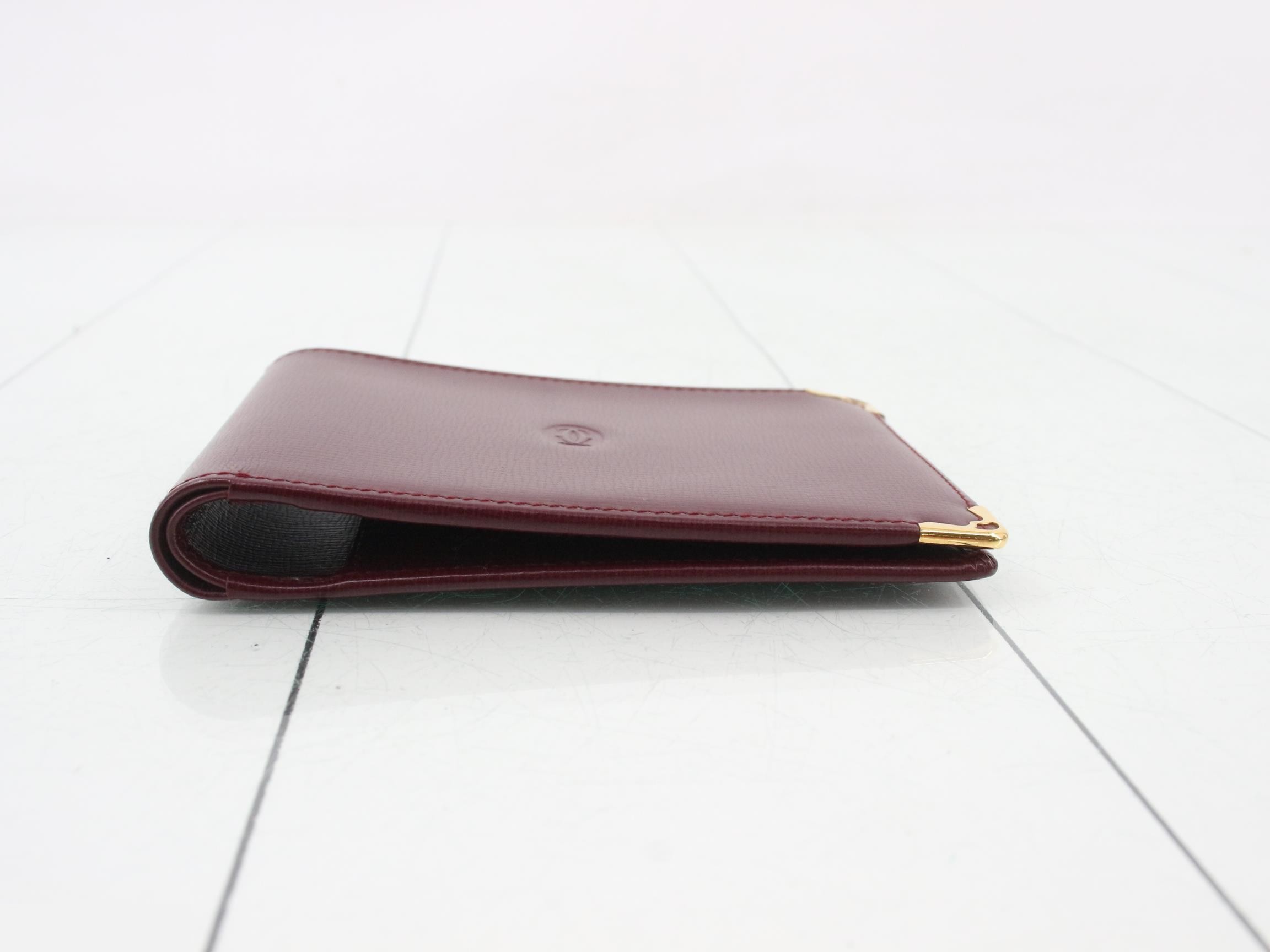 Must Line (Bags) and Wallets — view 3