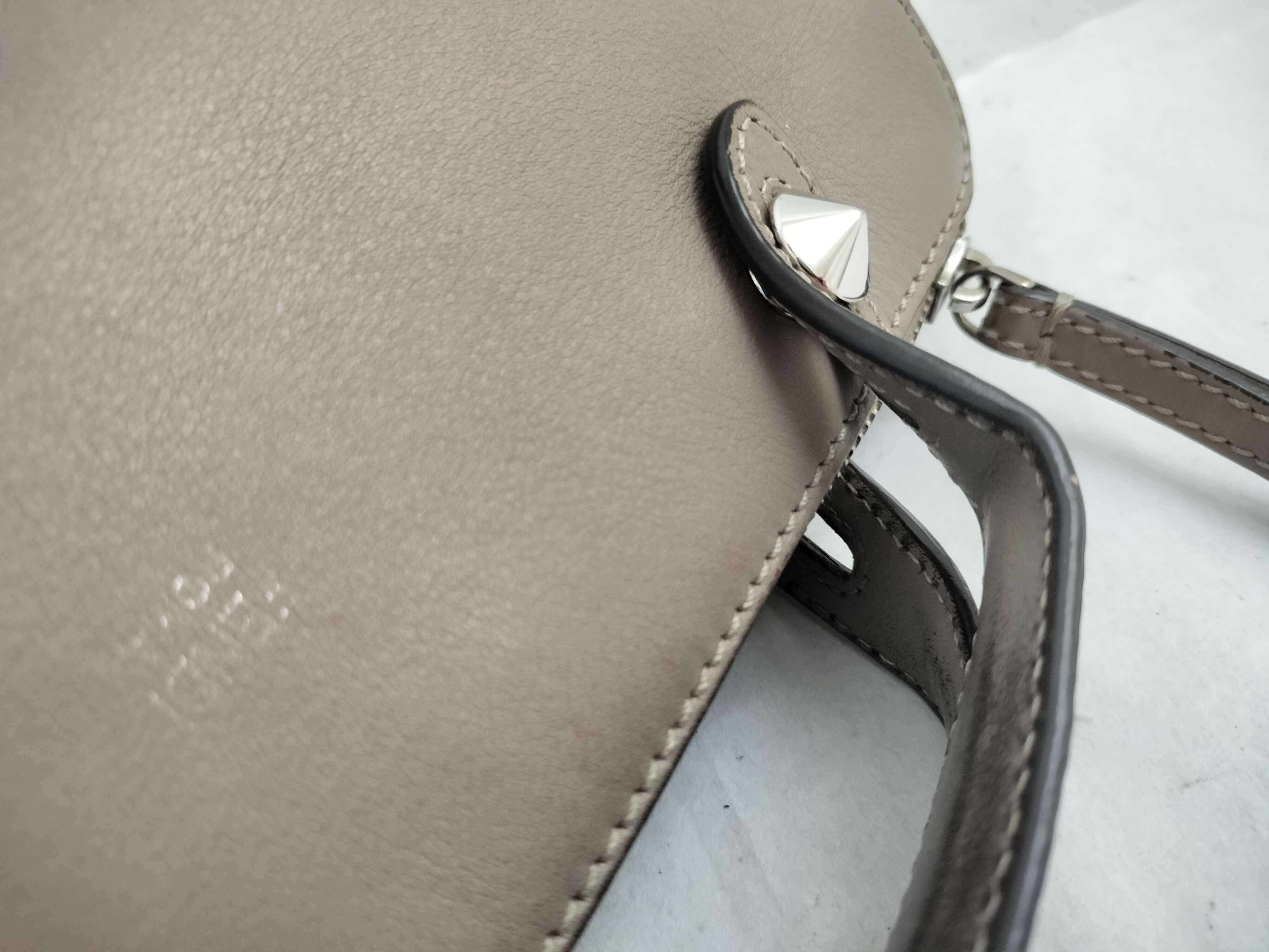 By The Way Medium Leather 2-Way Handbag, Beige, 8BL124 (Handbag) — view 5