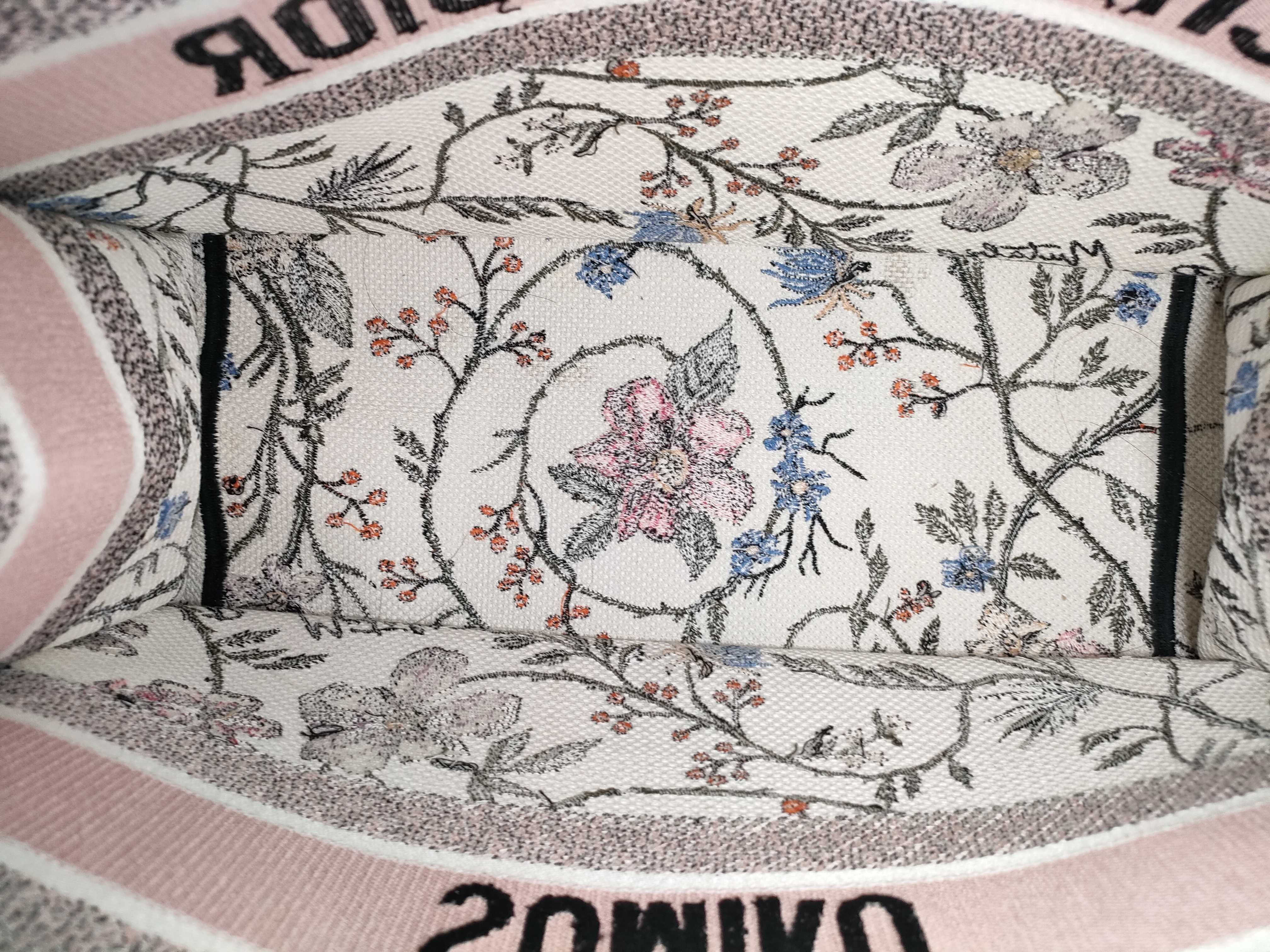 Christian Book Tote Medium Tote Bag — view 9