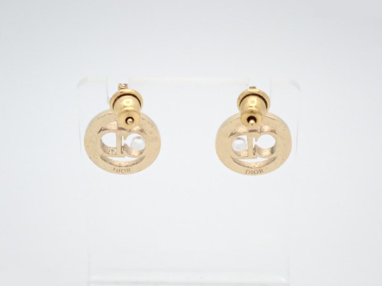 Gold earrings — view 2
