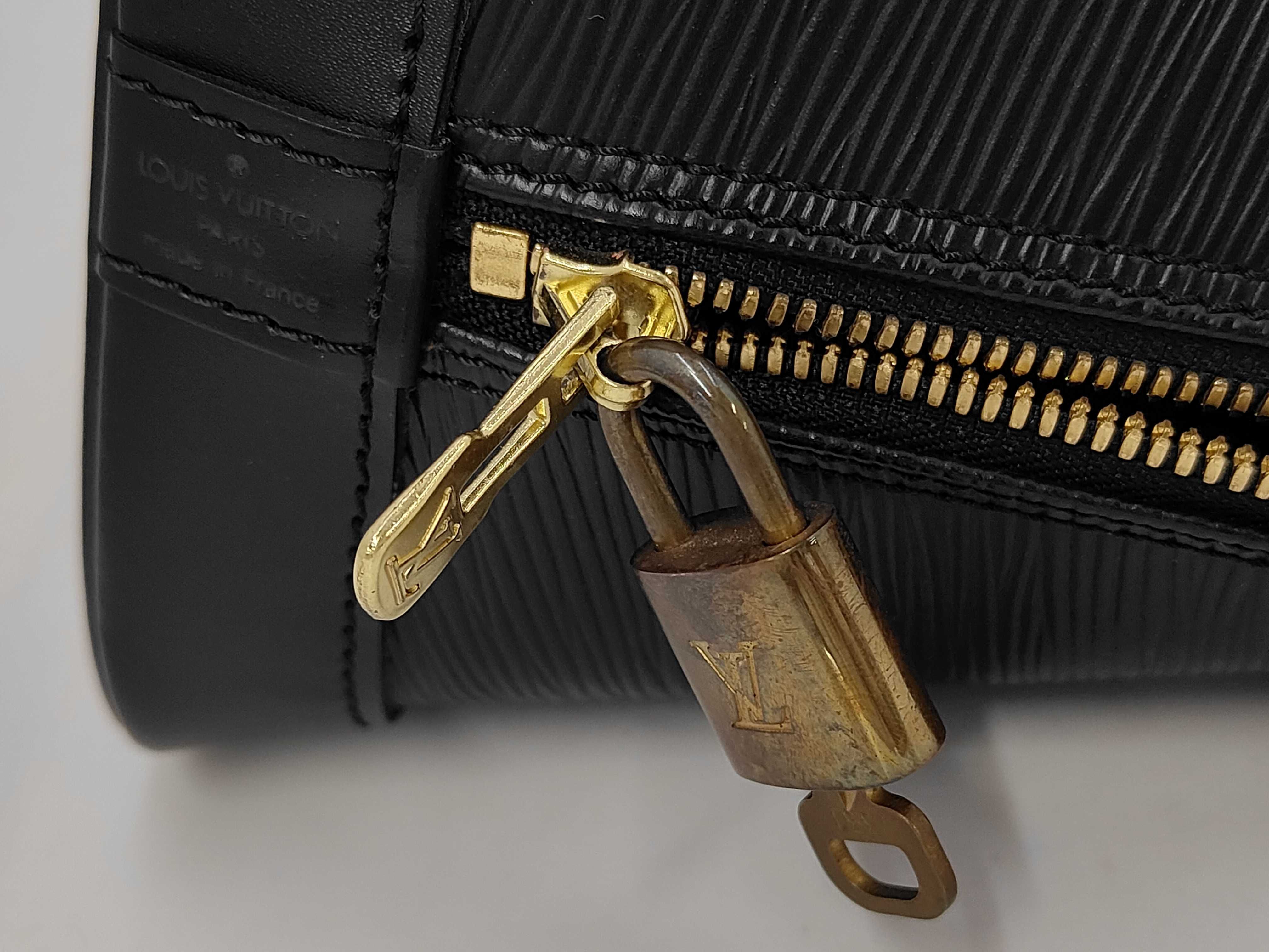 Epi M52142 Alma PM Handbag — view 11