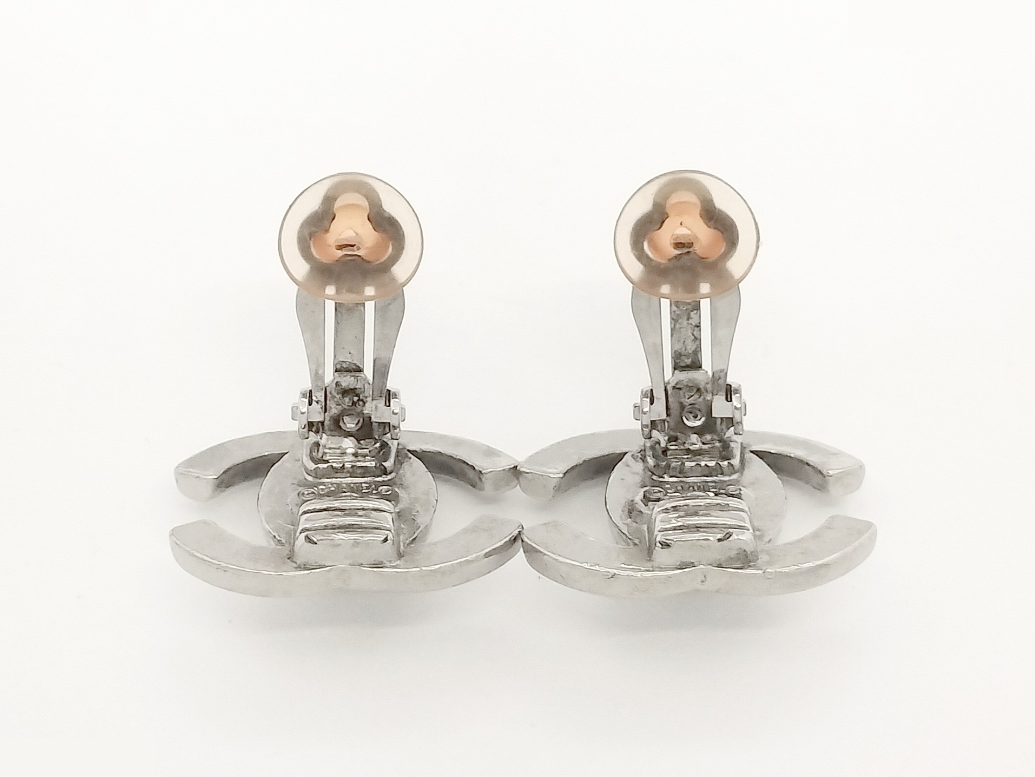 Coco Turnlock Silver Earrings — view 5