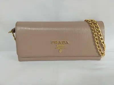 Chain Wallet Shoulder Bag Pink