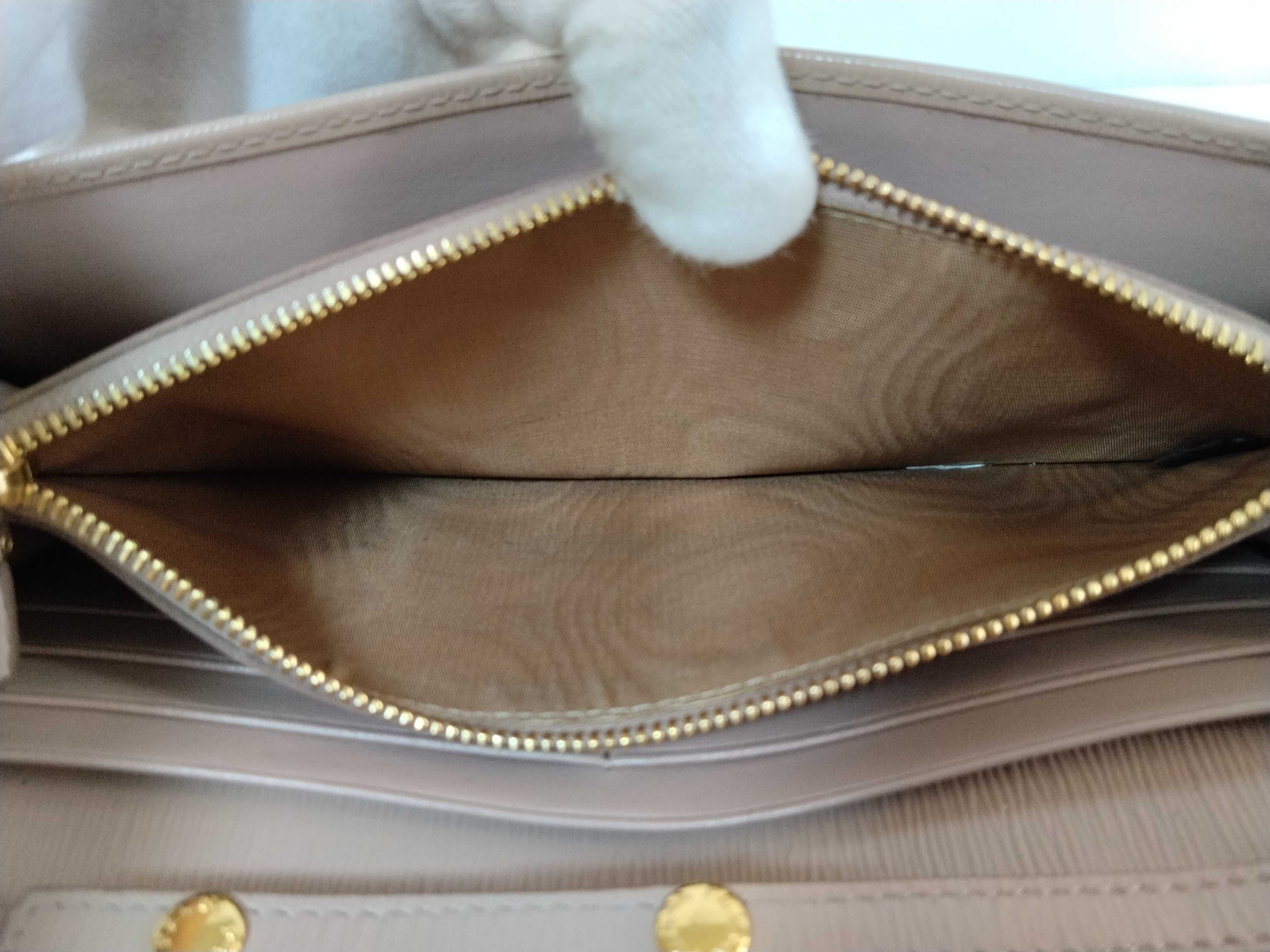 Chain Wallet Shoulder Bag Pink — view 9