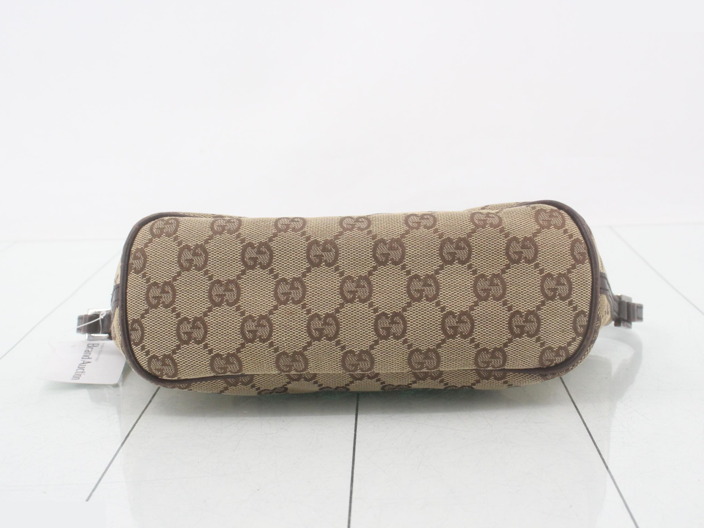 GG Canvas Accessoires Pouch — view 3