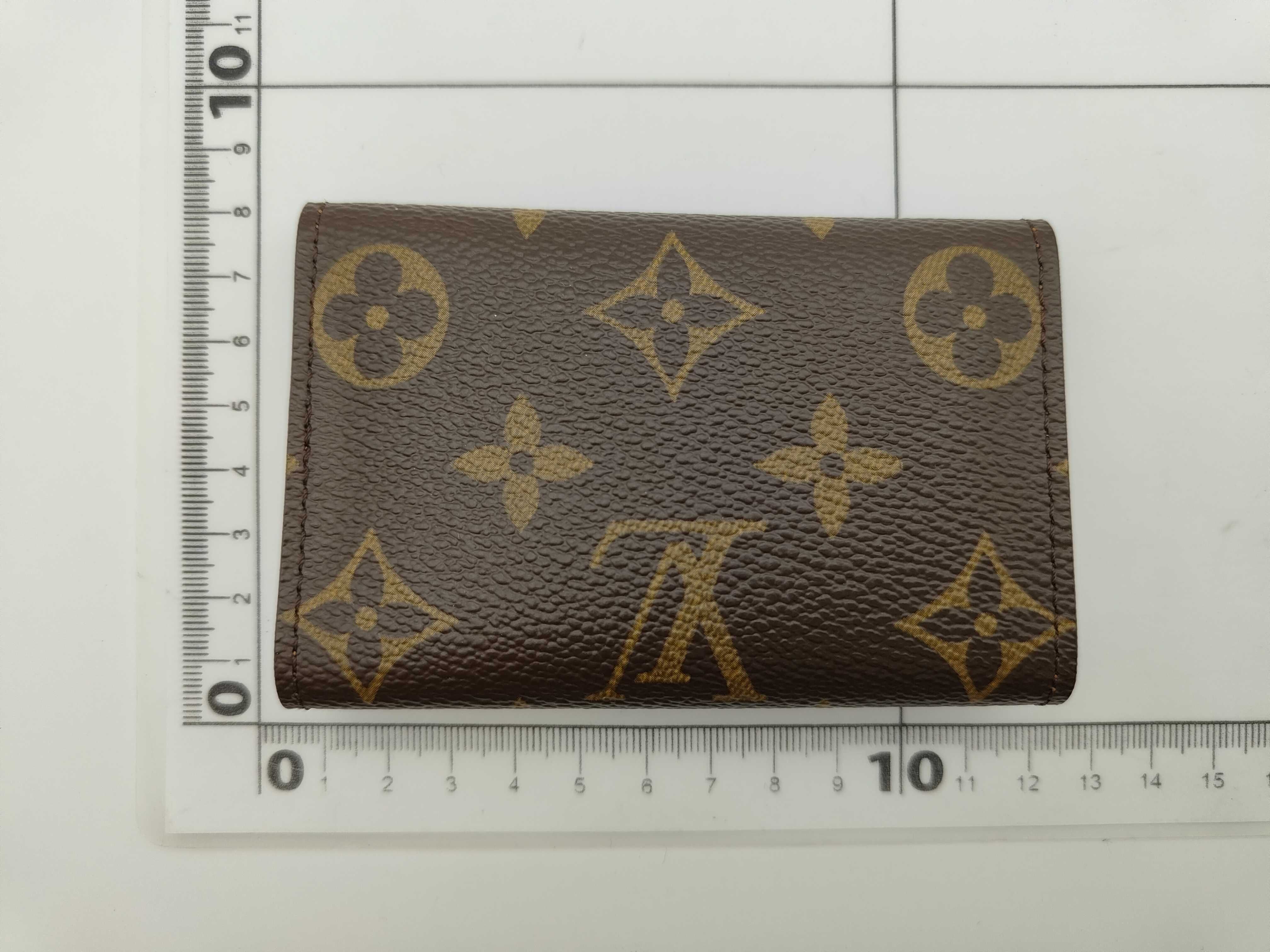 Monogram M62630 Multicles 6 Key Case — view 2