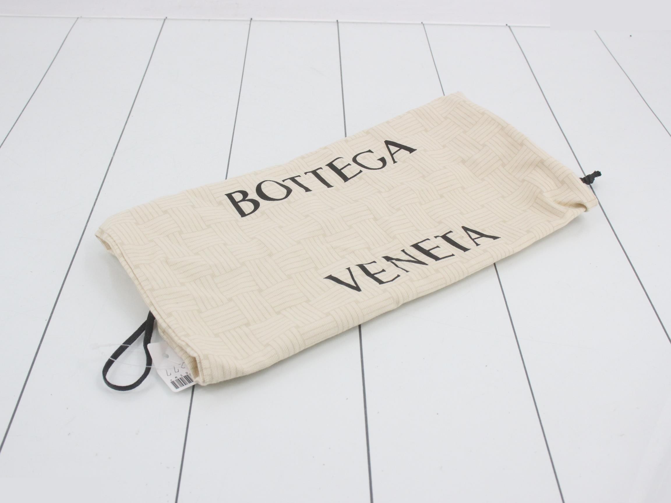 Intrecciato (bag) / Handbag — view 7