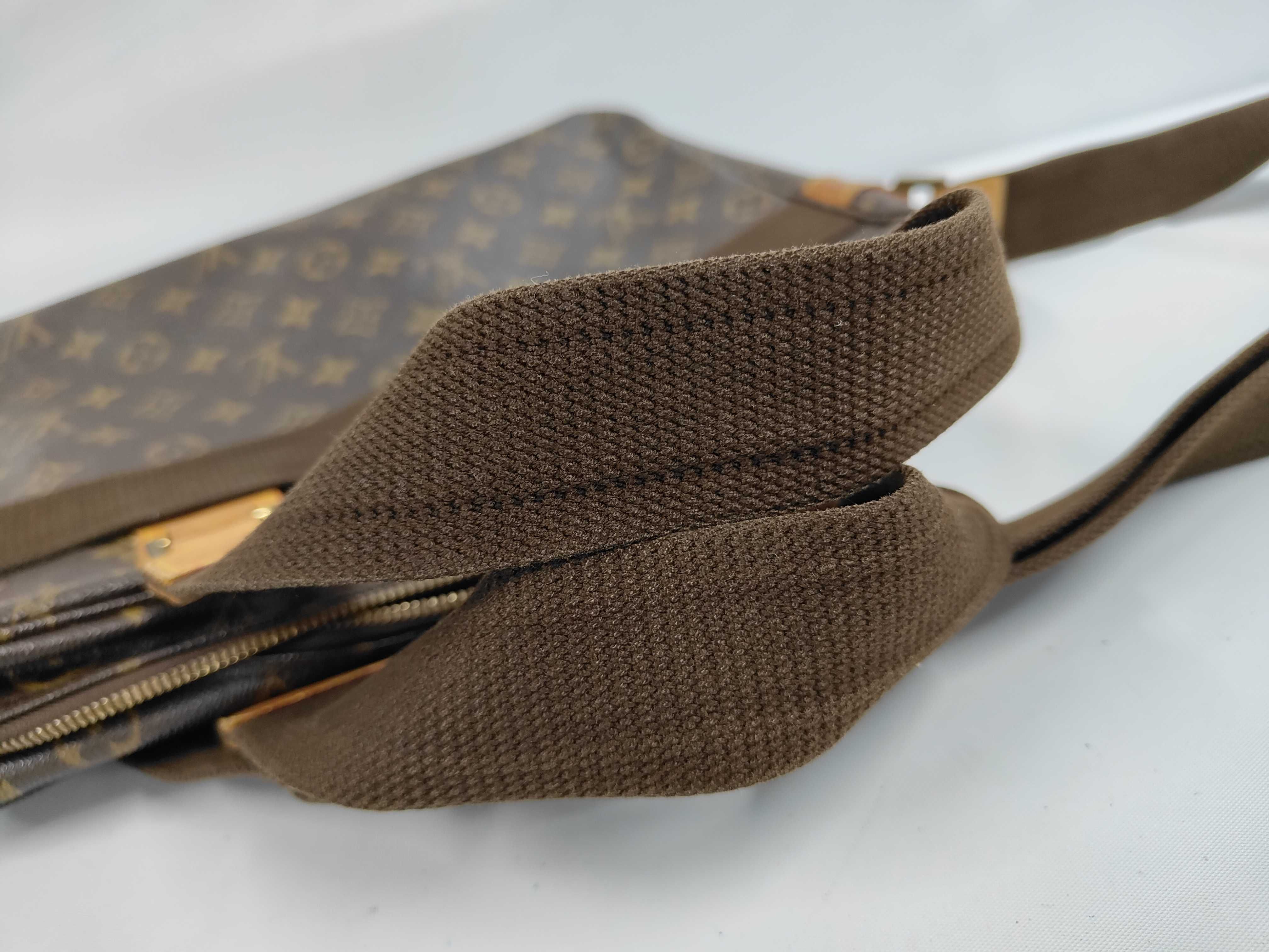 Monogram Sac Bosshole Shoulder Bag — view 5