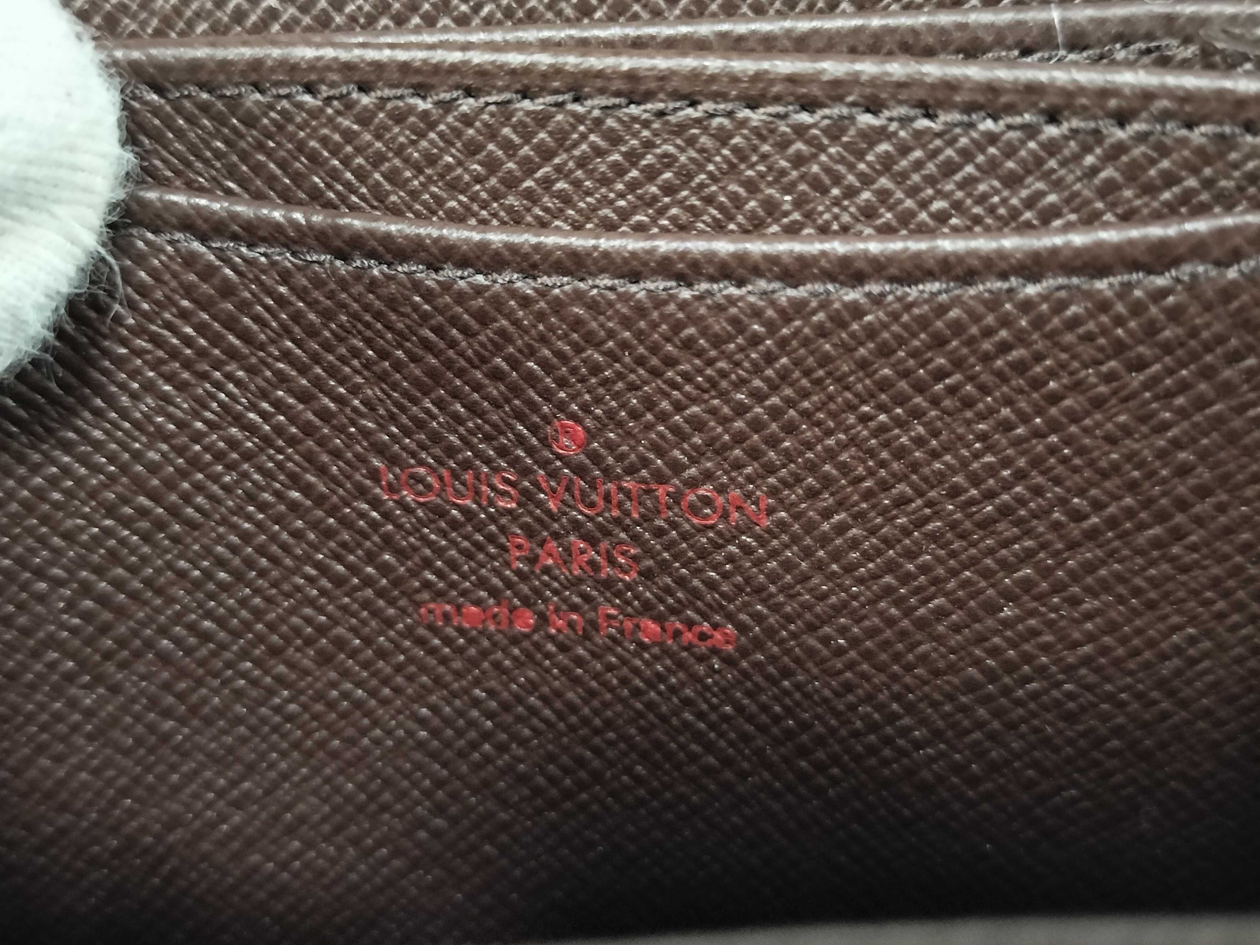Damier Louis Vuitton wallet coin case — view 11