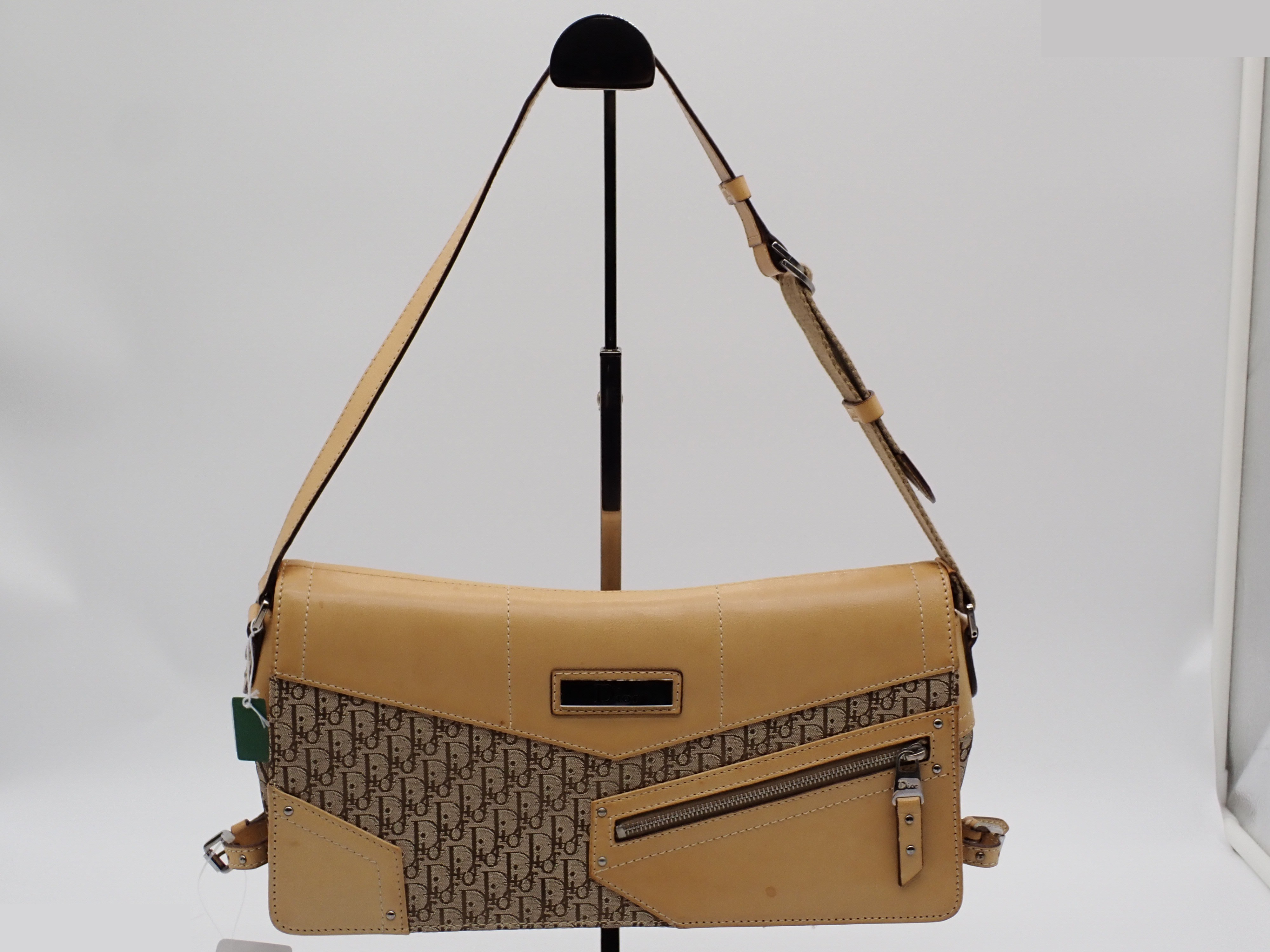 Trotter Shoulder Bag