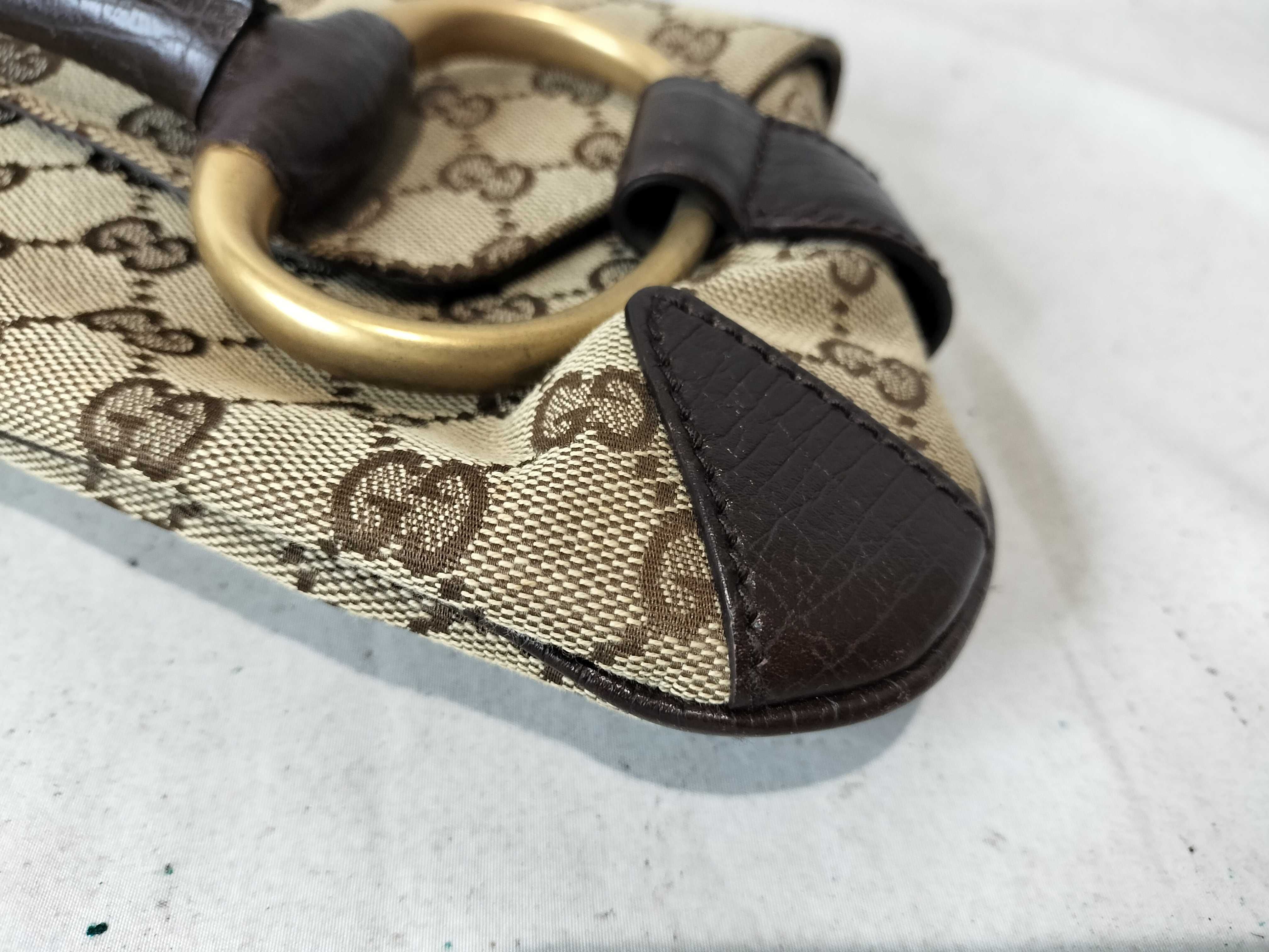 GG Canvas Horsebit Chain Shoulder Bag — view 3