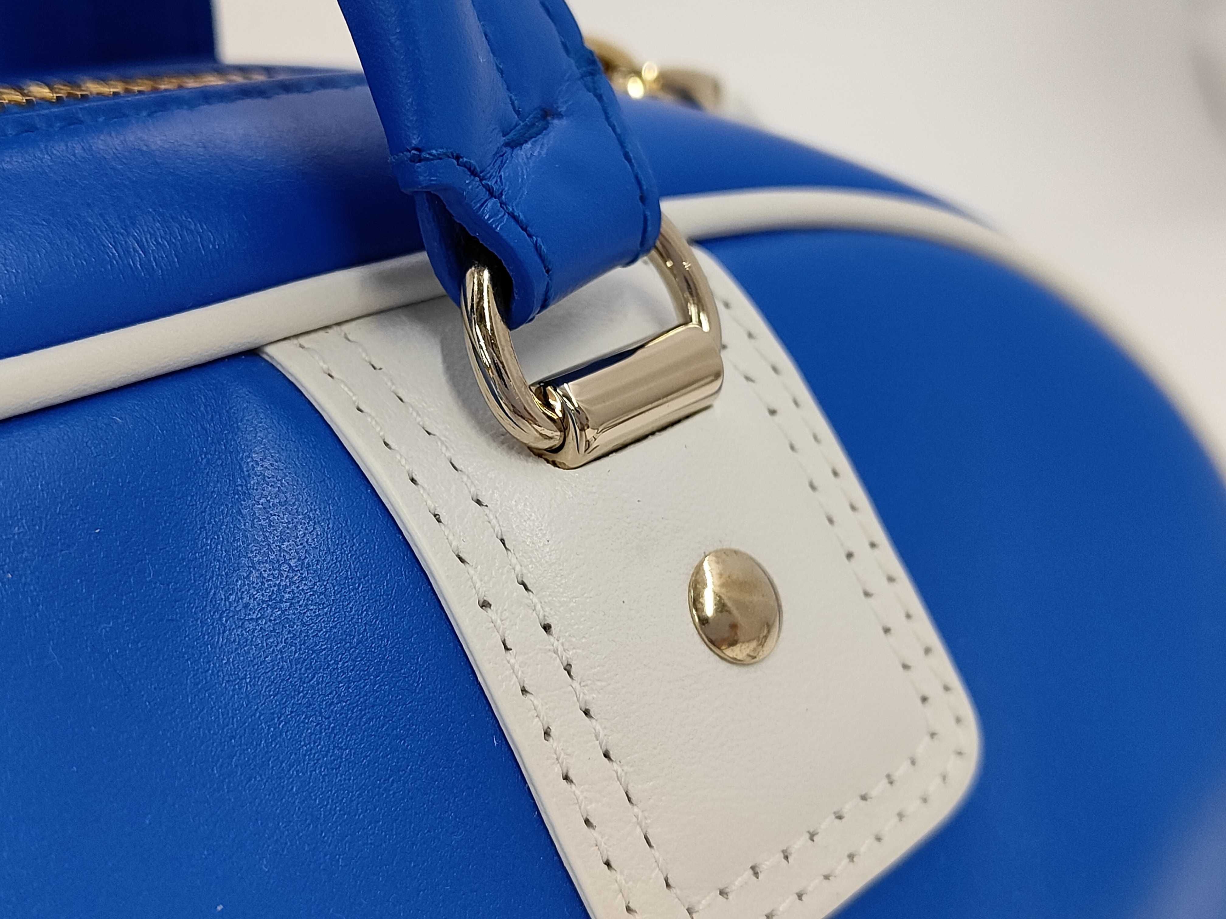 4918 VIBE Small Handbag — view 3