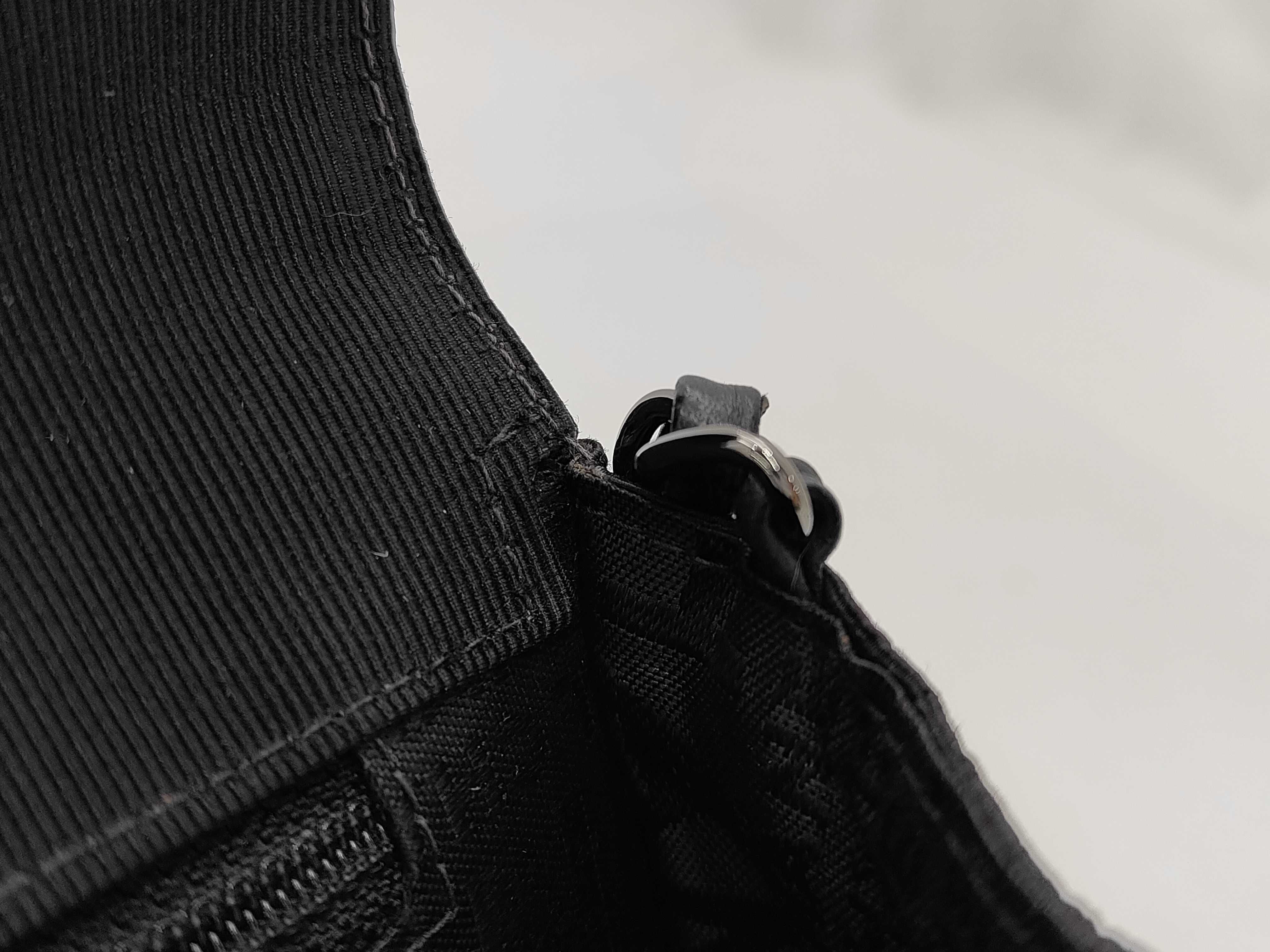 Emblem Logo Coco Mark Chain Shoulder Bag (Serial Number 9) — view 9