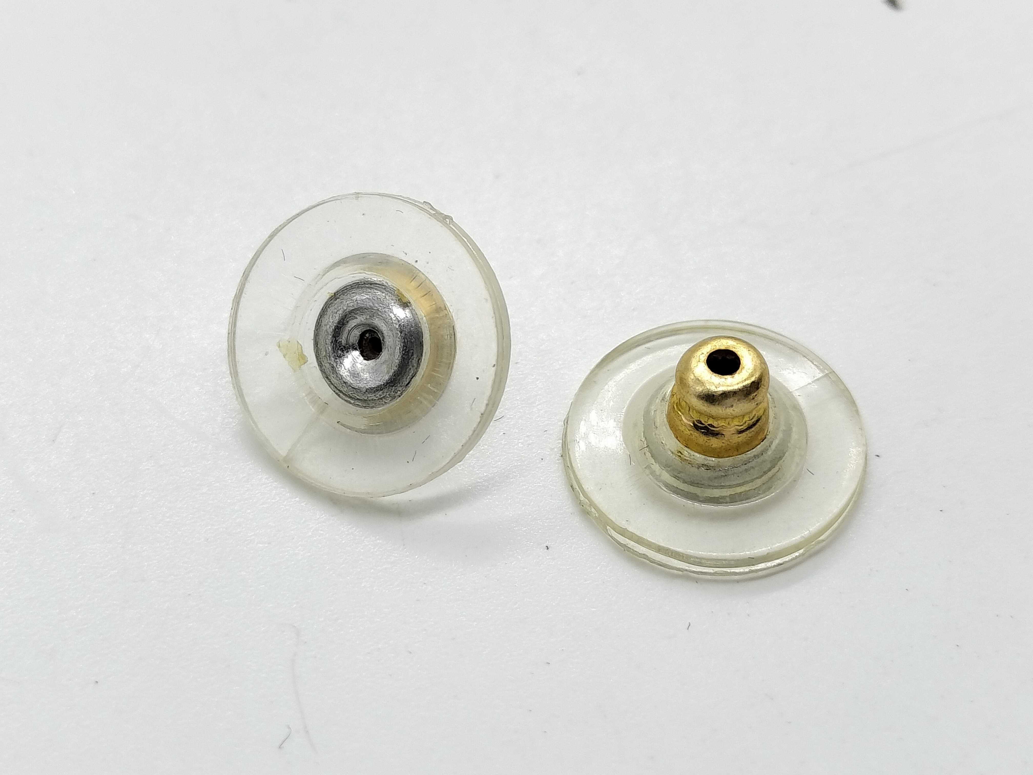 Camellia Shell Camellia White Earrings 01A Earrings — view 6