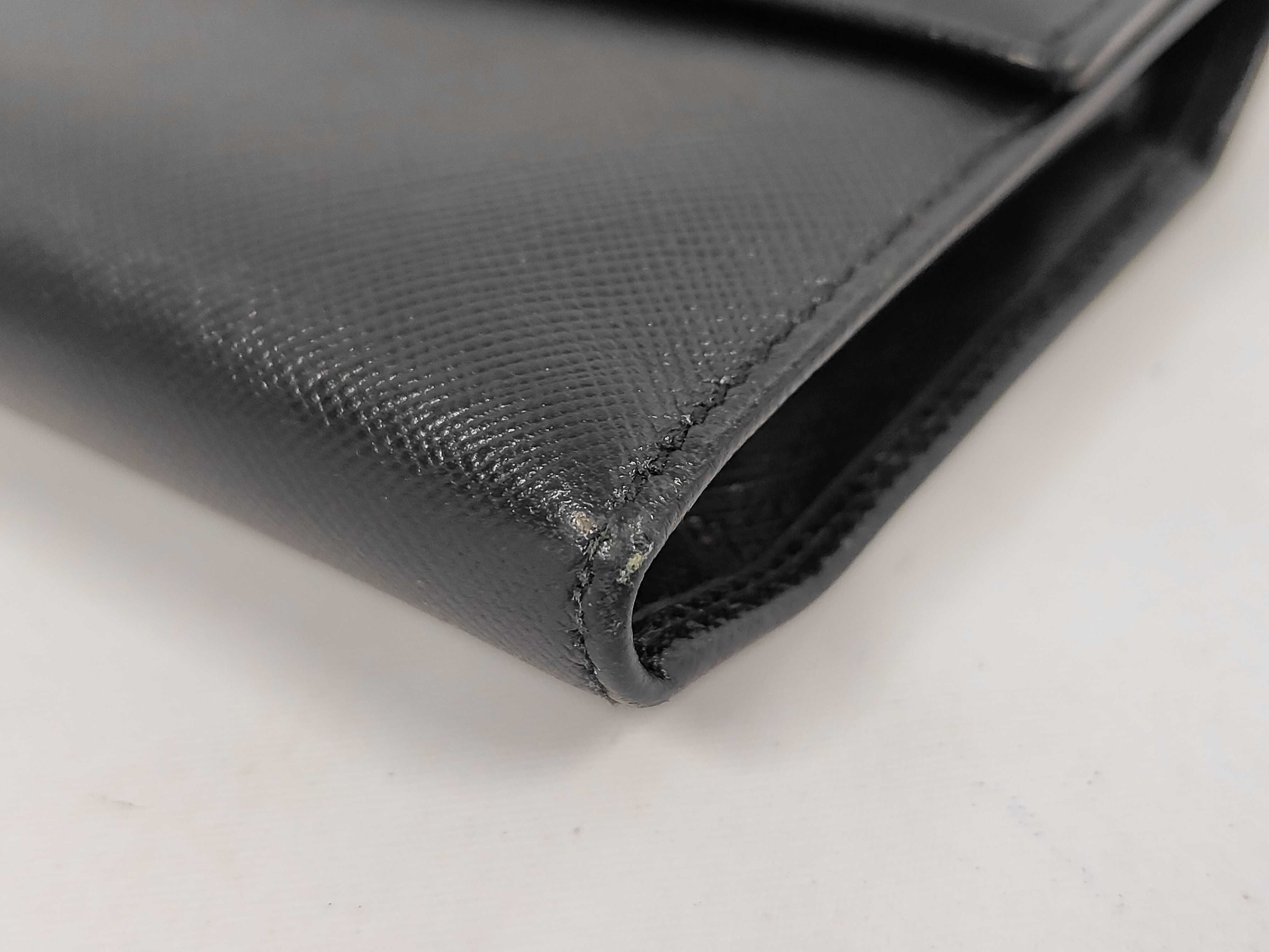 Black Saffiano Tri-fold Wallet — view 3