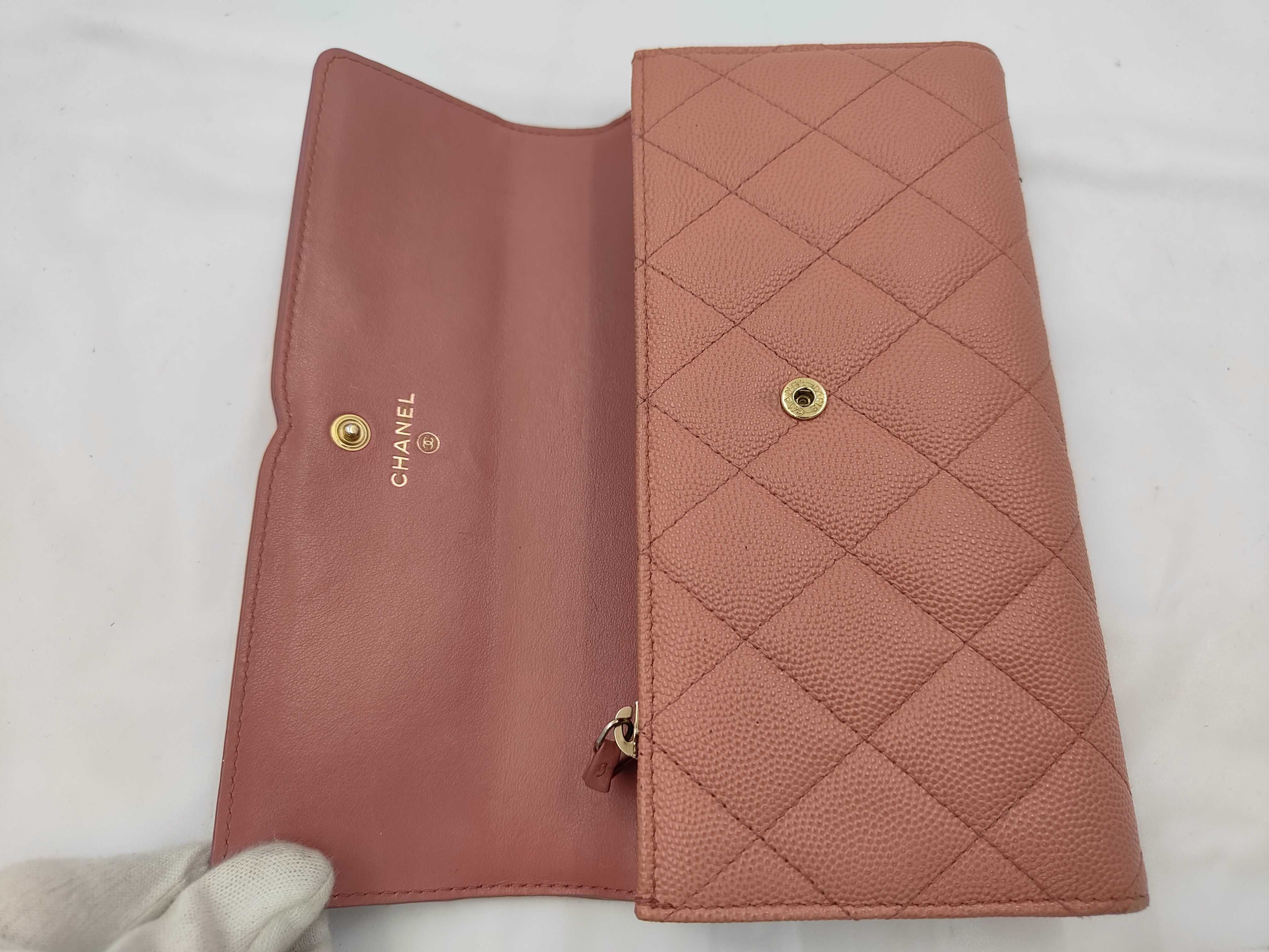 wallet — view 4