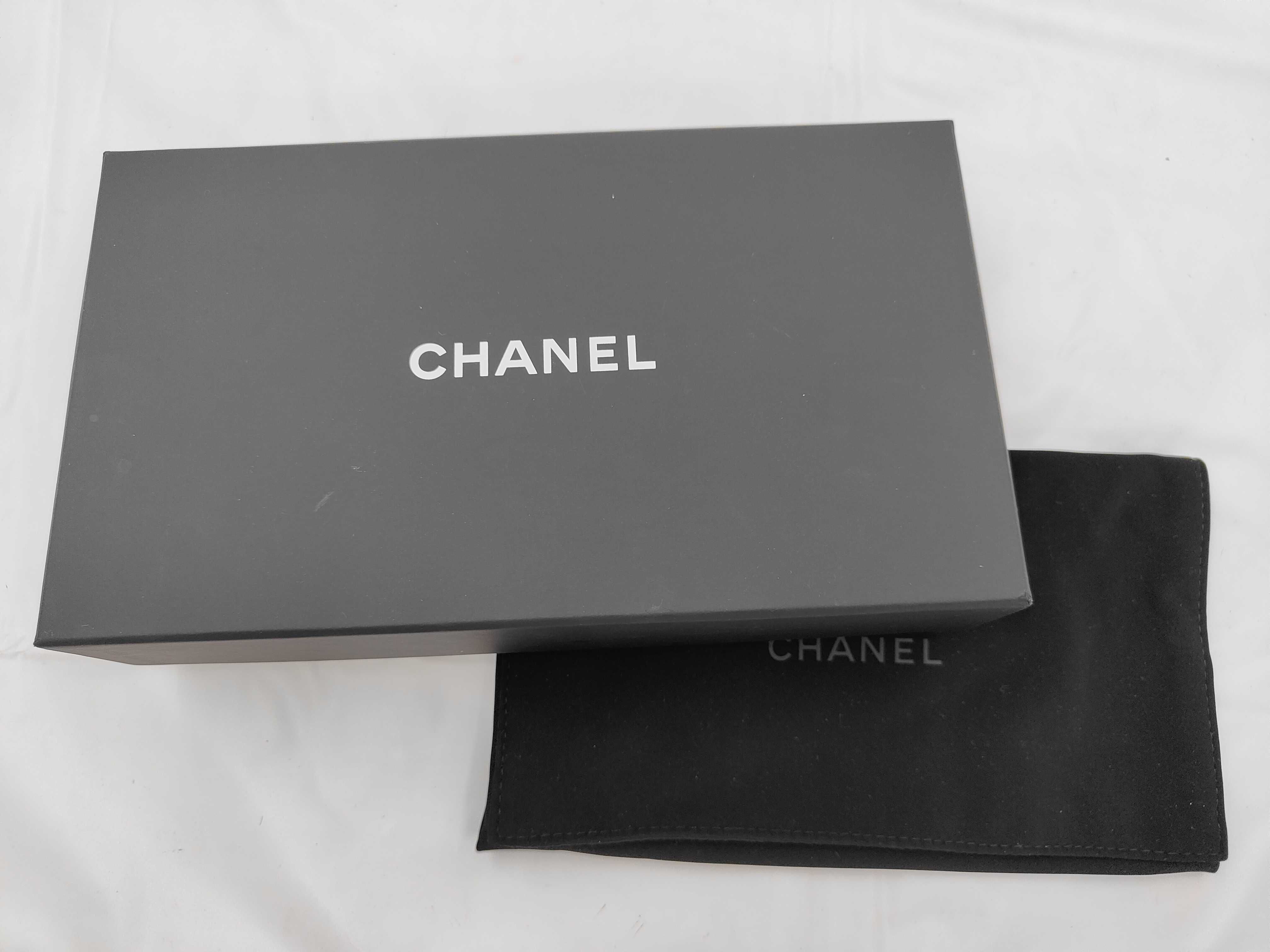 wallet — view 9