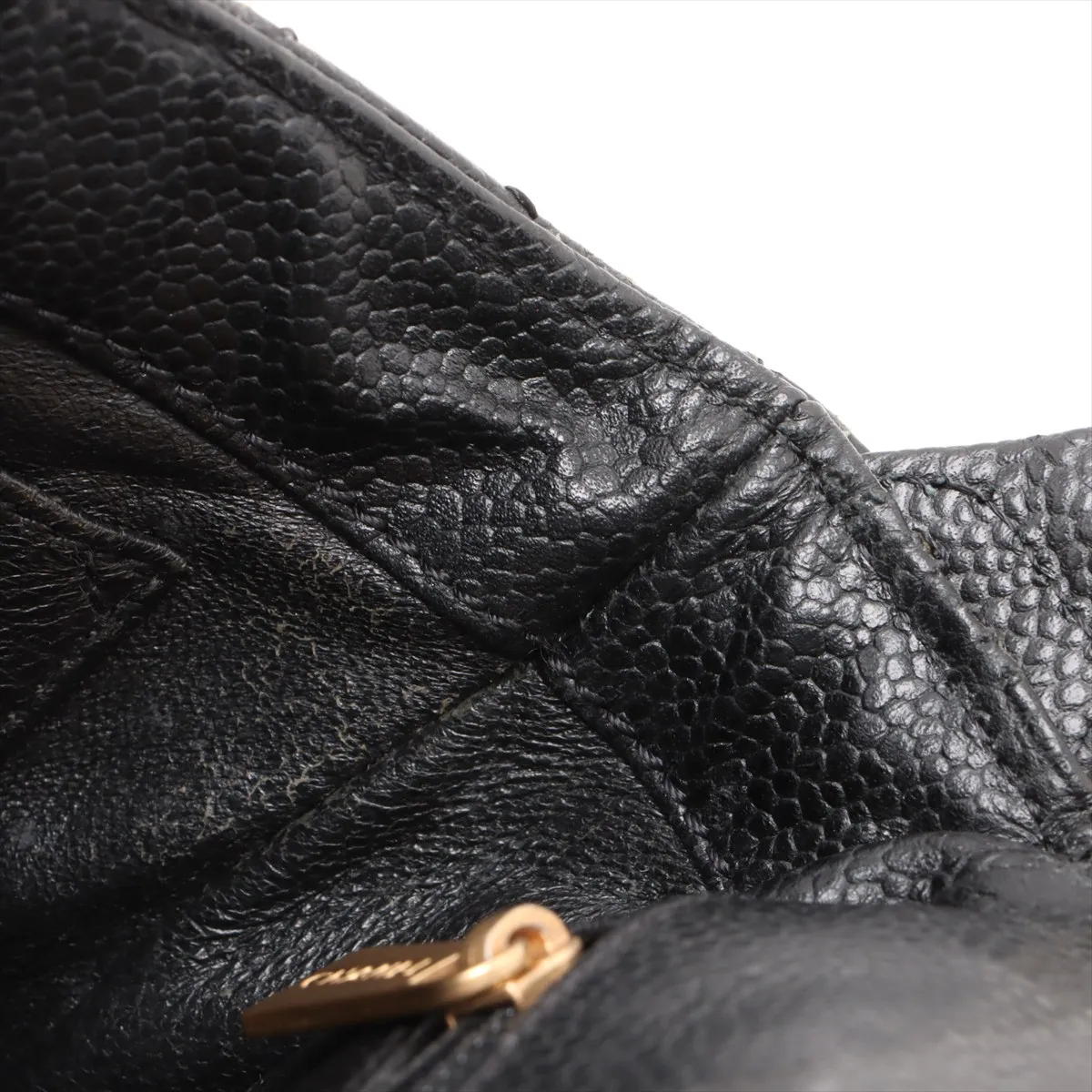 Matelasse caviar skin chain shoulder bag black gold hardware 6497622 6th series — view 13