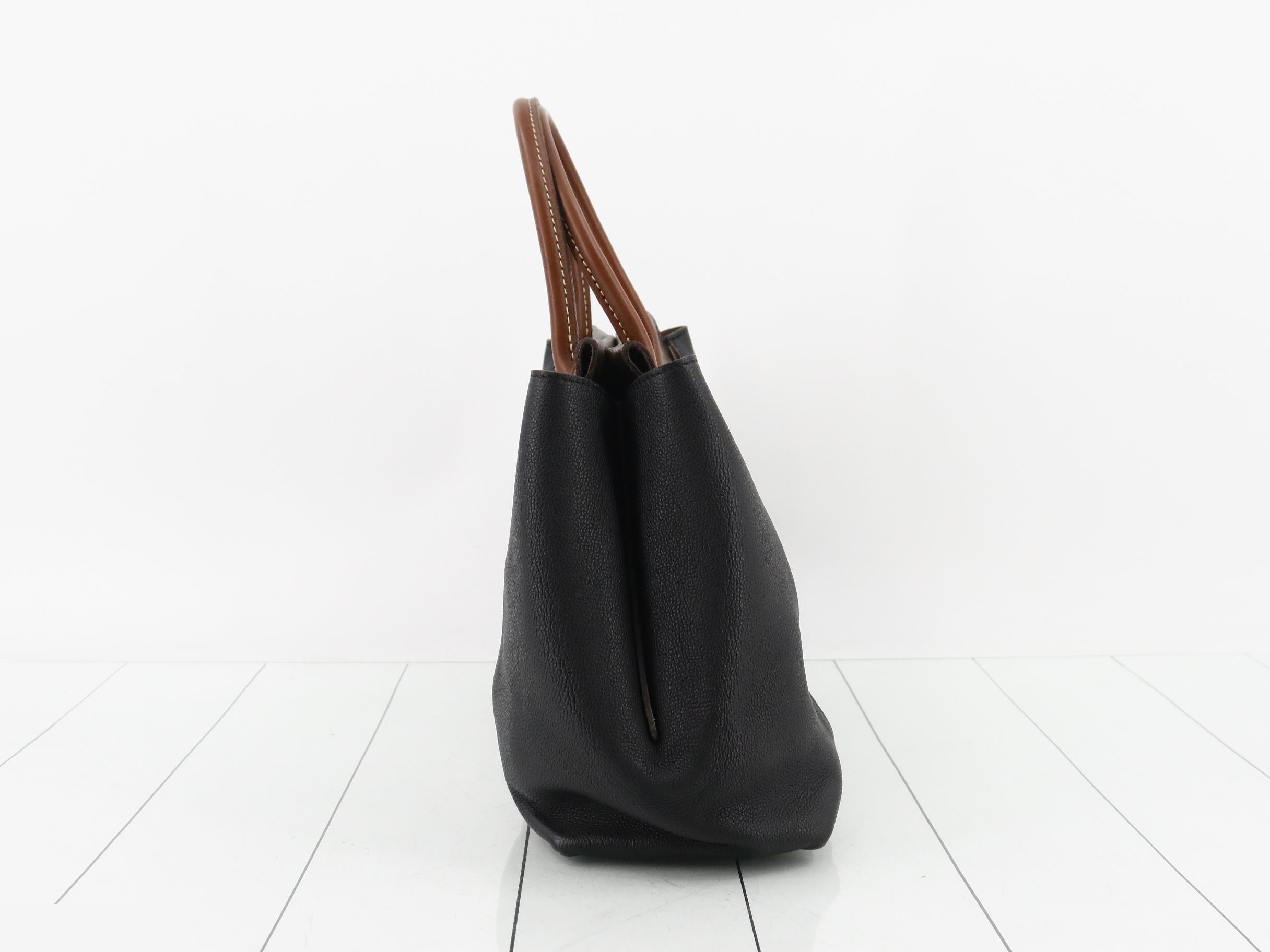 handbag — view 3