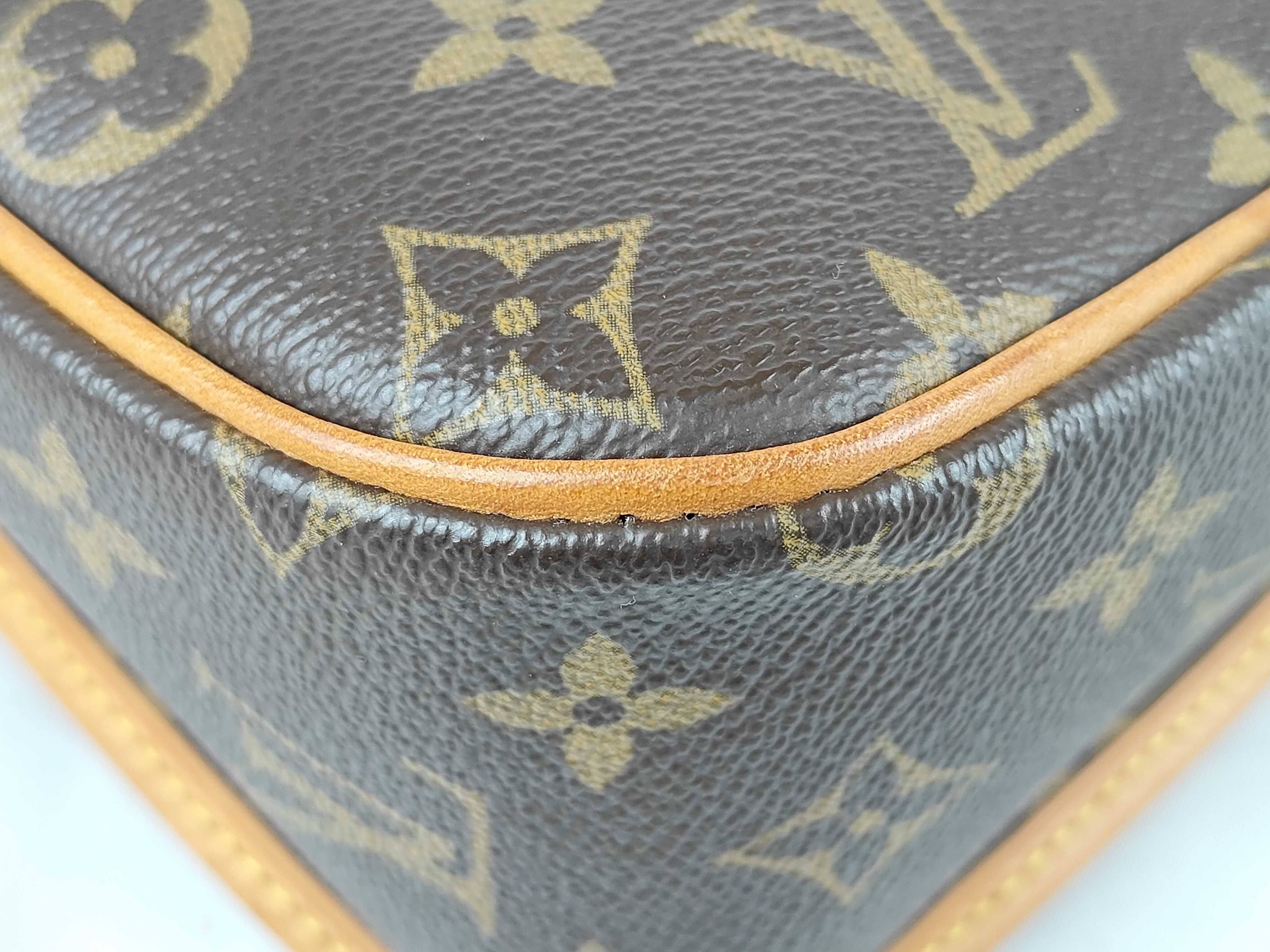 Monogram M42250 Sologne Shoulder Bag — view 6