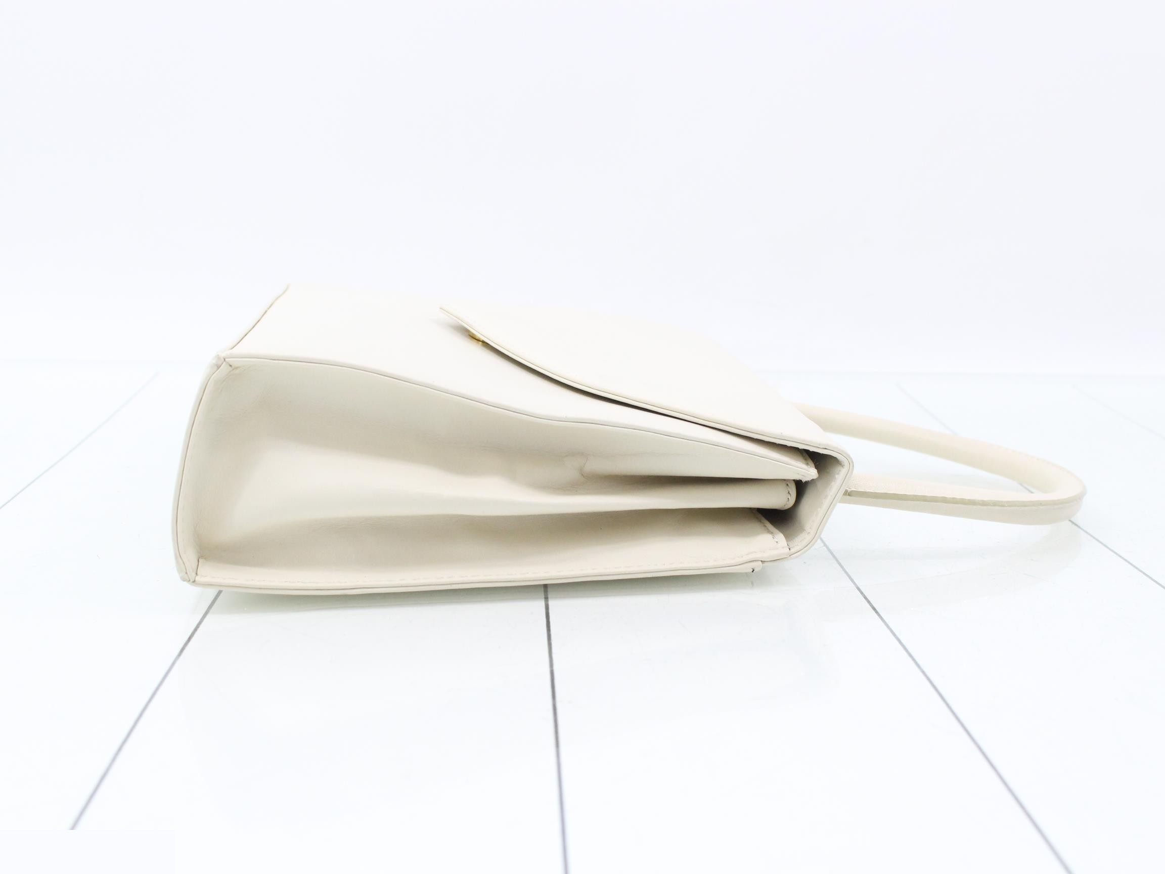 handbag — view 3