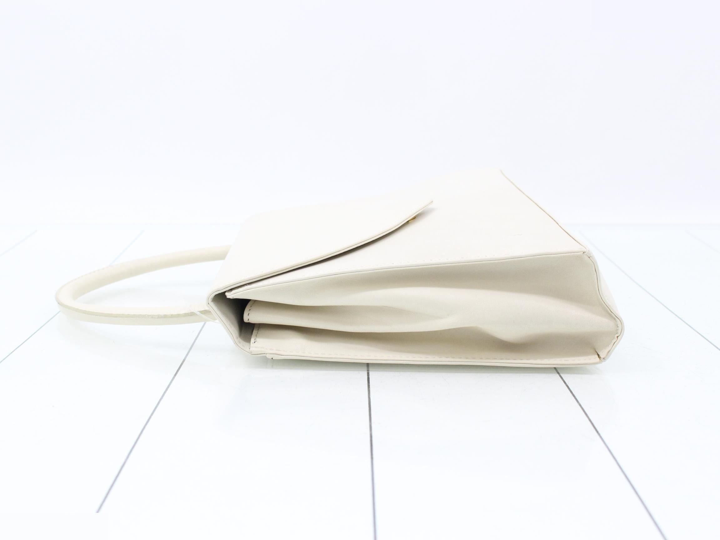 handbag — view 4