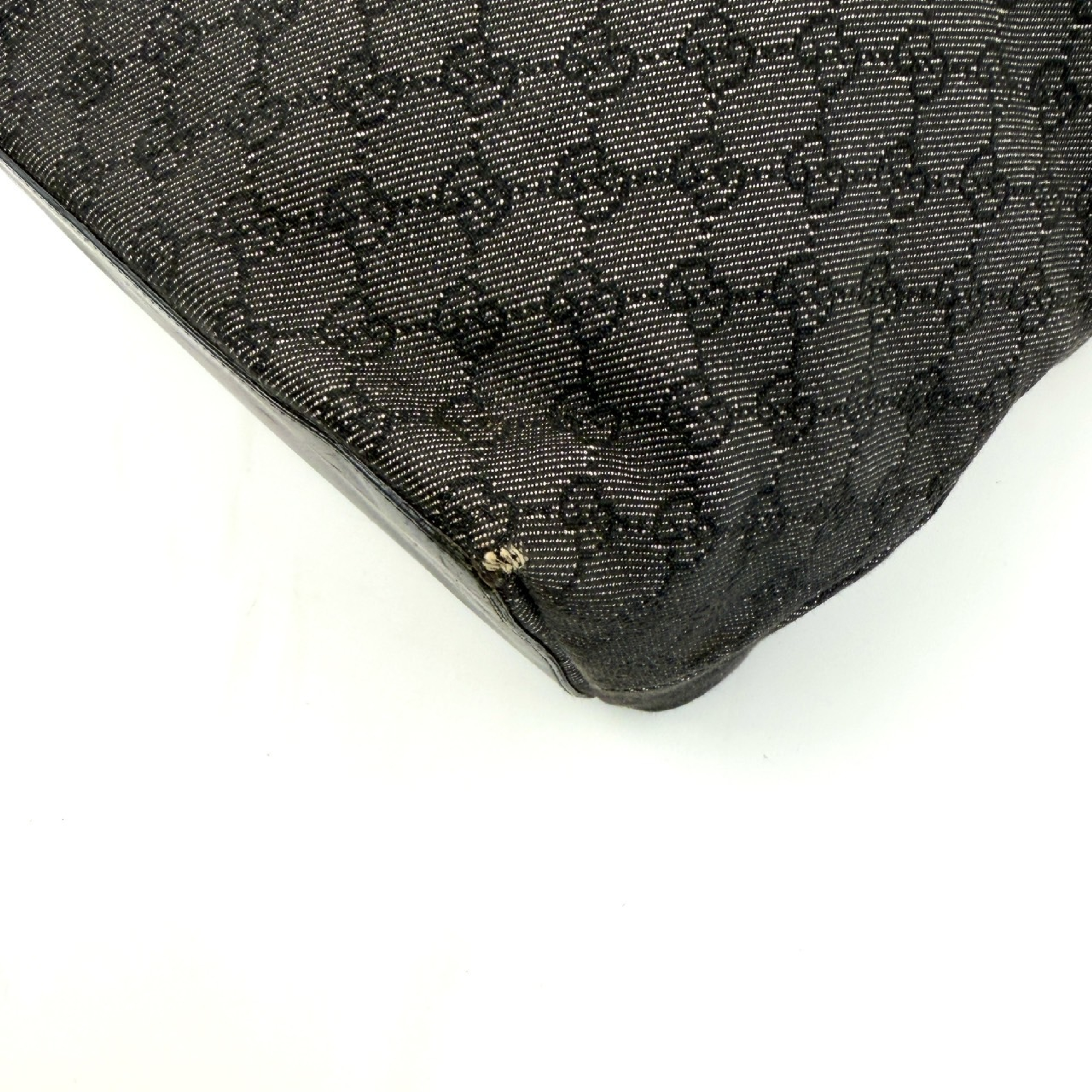 GG Canvas Tote Bag — view 4