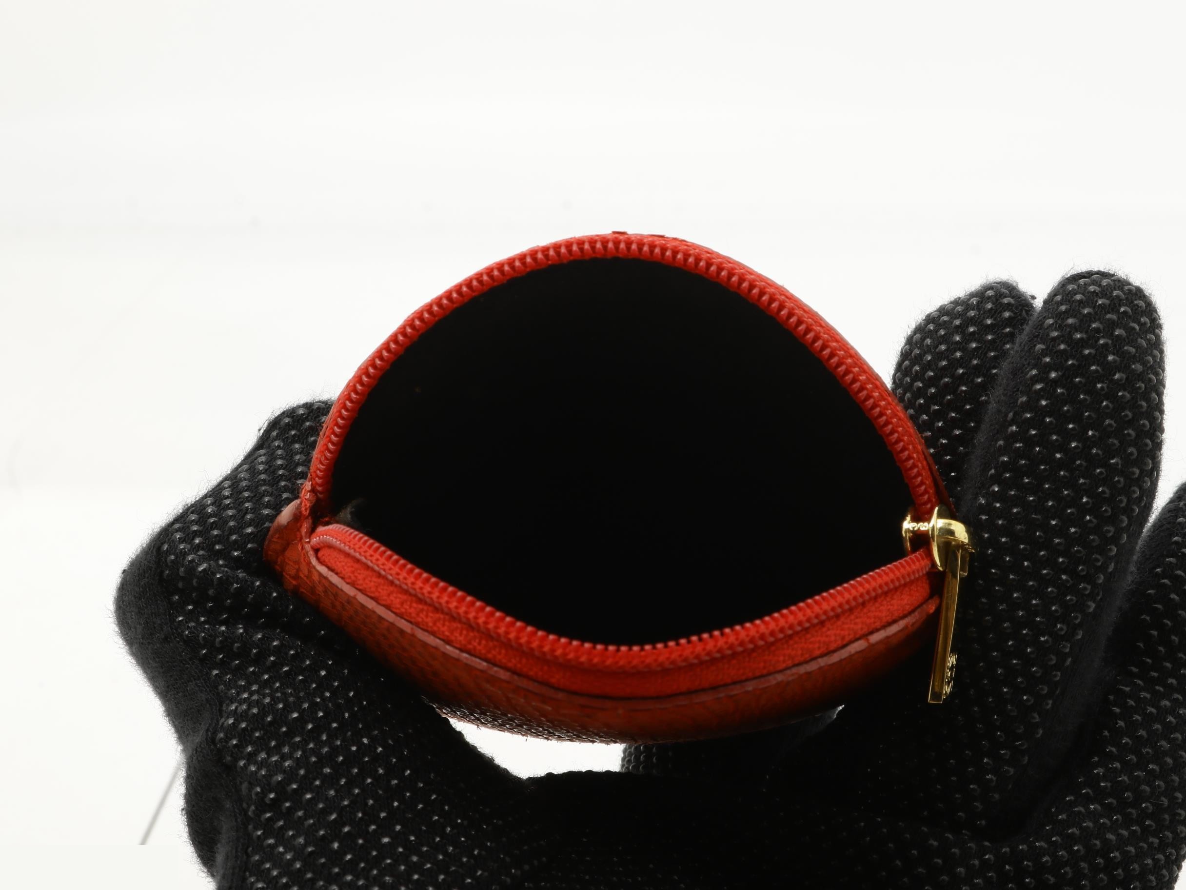 coin case — view 4
