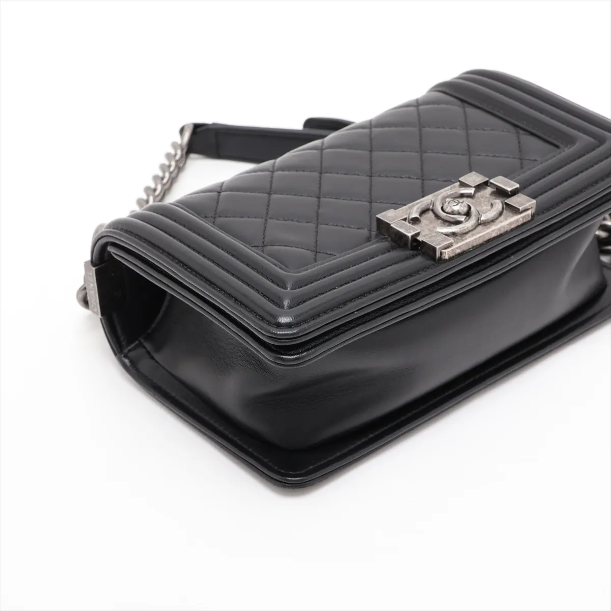 Boy Chanel 20 Small Lambskin Chain Shoulder Bag, Black with Gunmetal Hardware, 23210992, Serial Number 23, A67085 — view 4
