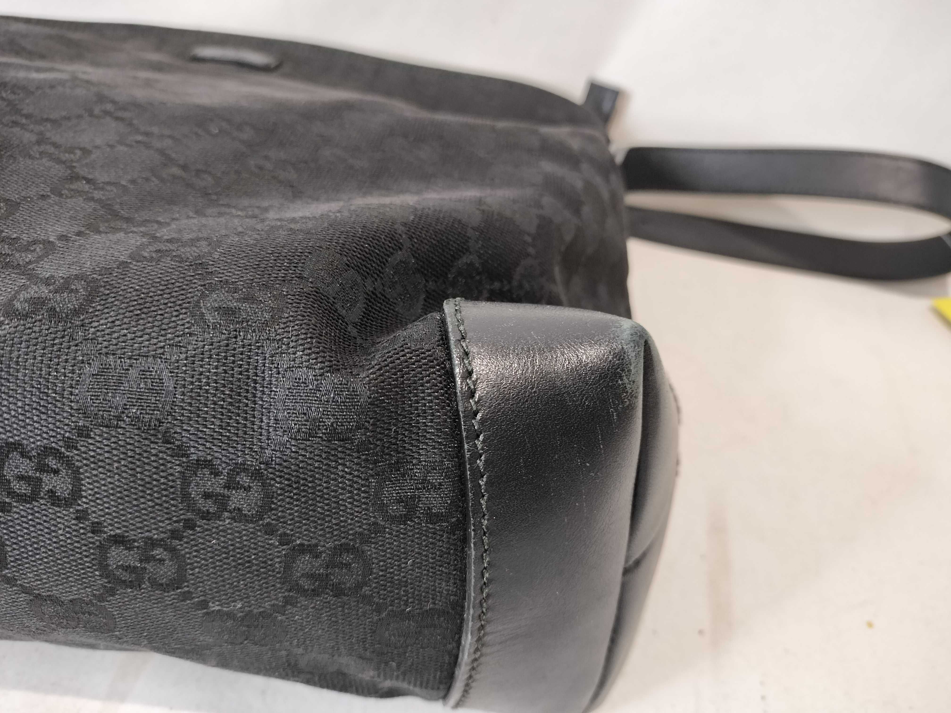 GG Canvas 308930 Shoulder Bag — view 7