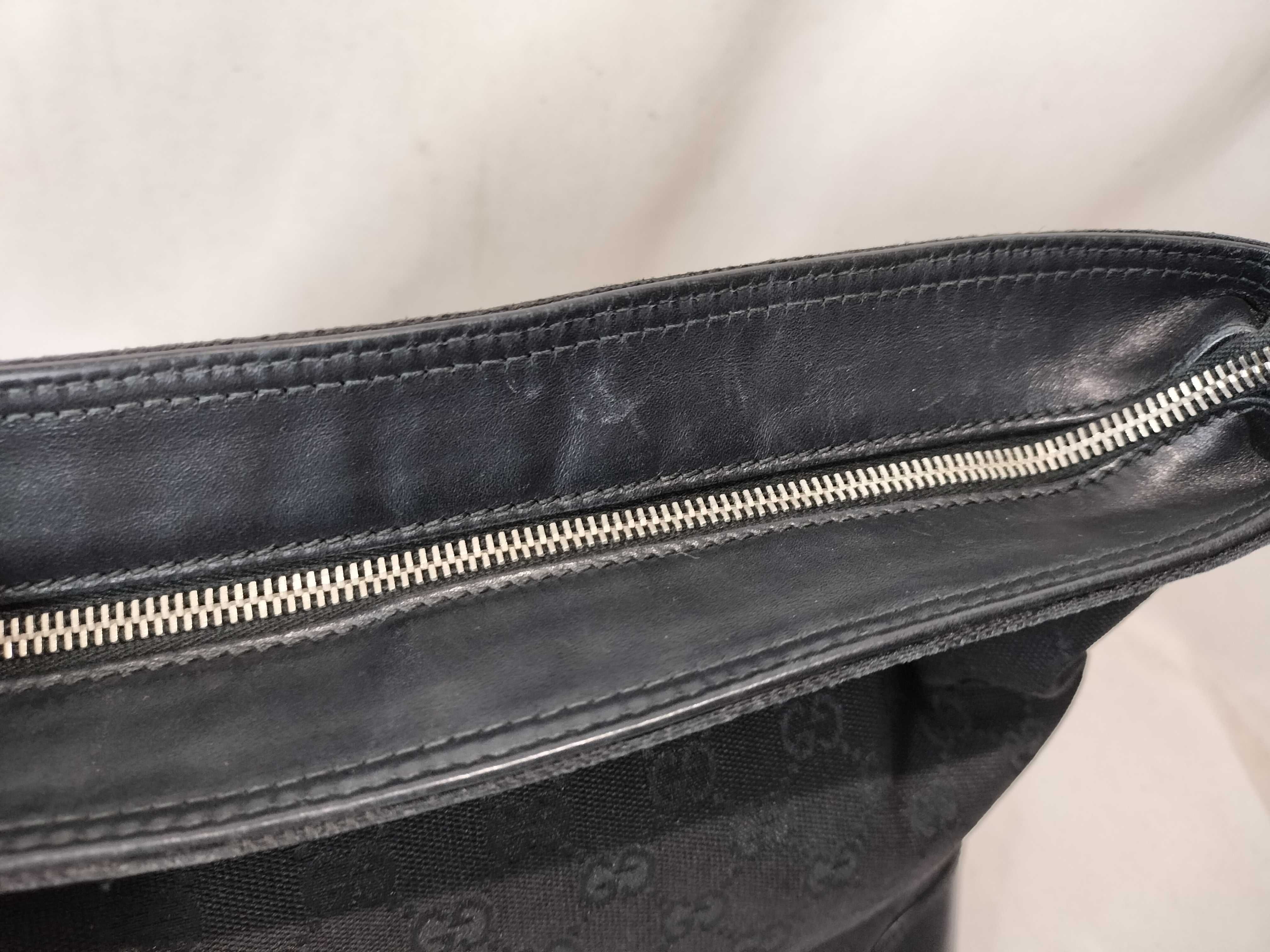 GG Canvas 308930 Shoulder Bag — view 9
