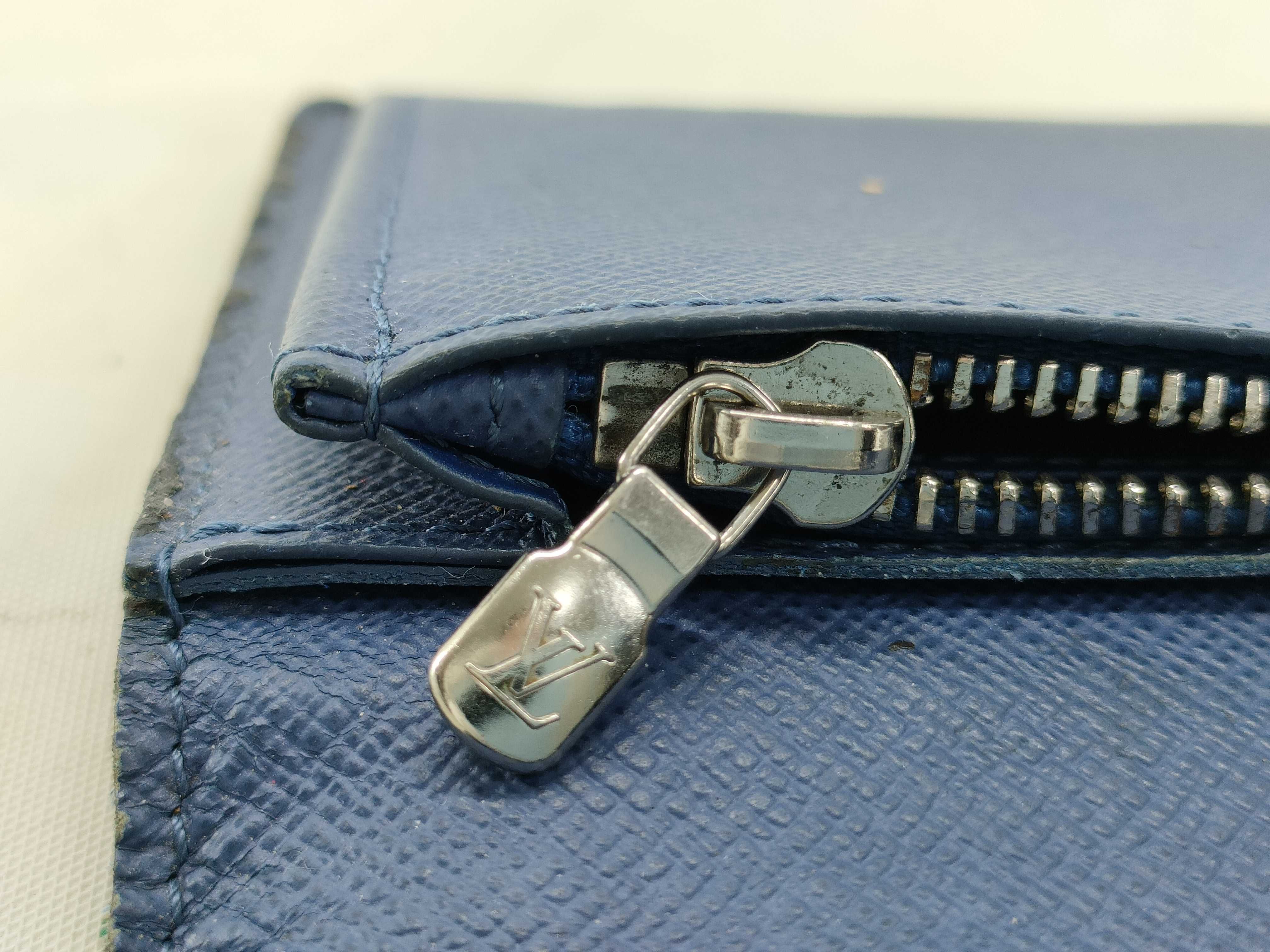 Epi LV Epi Long Wallet — view 9