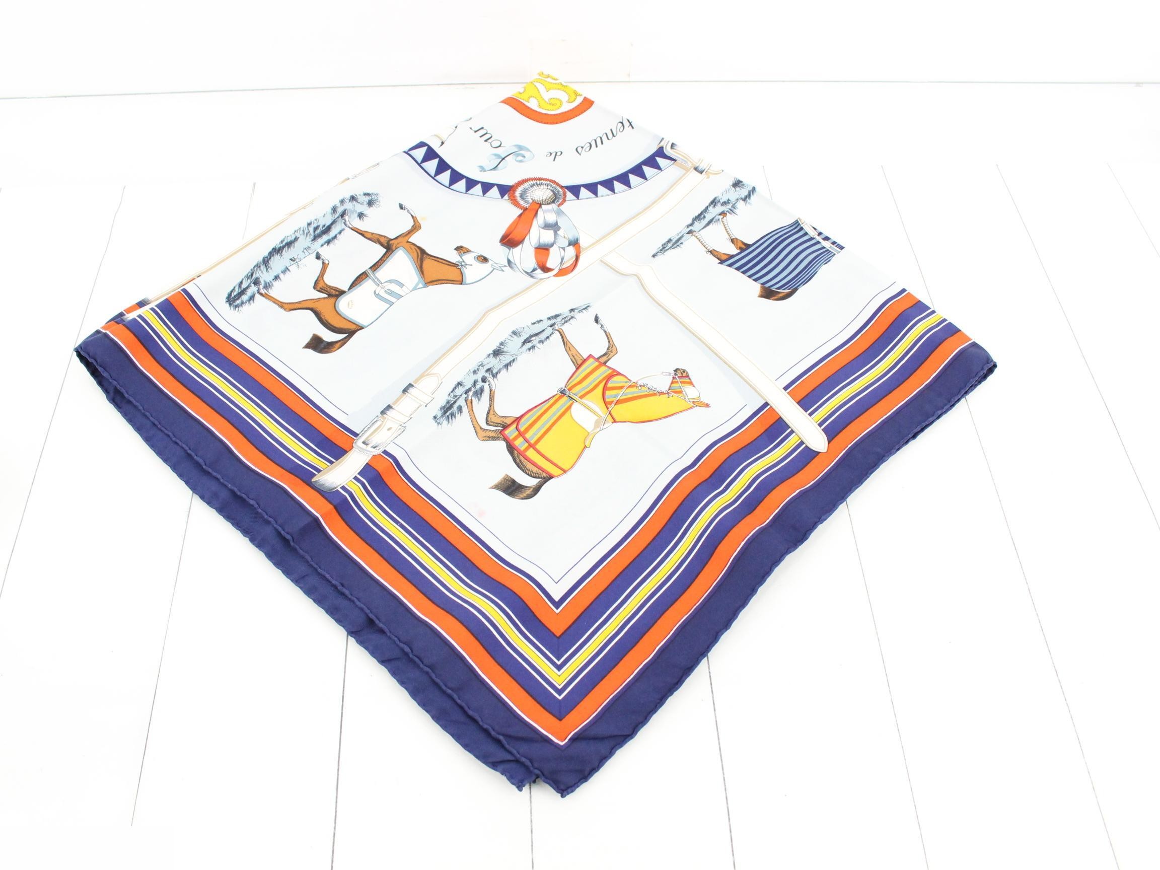 Carre 90 Scarf — view 2