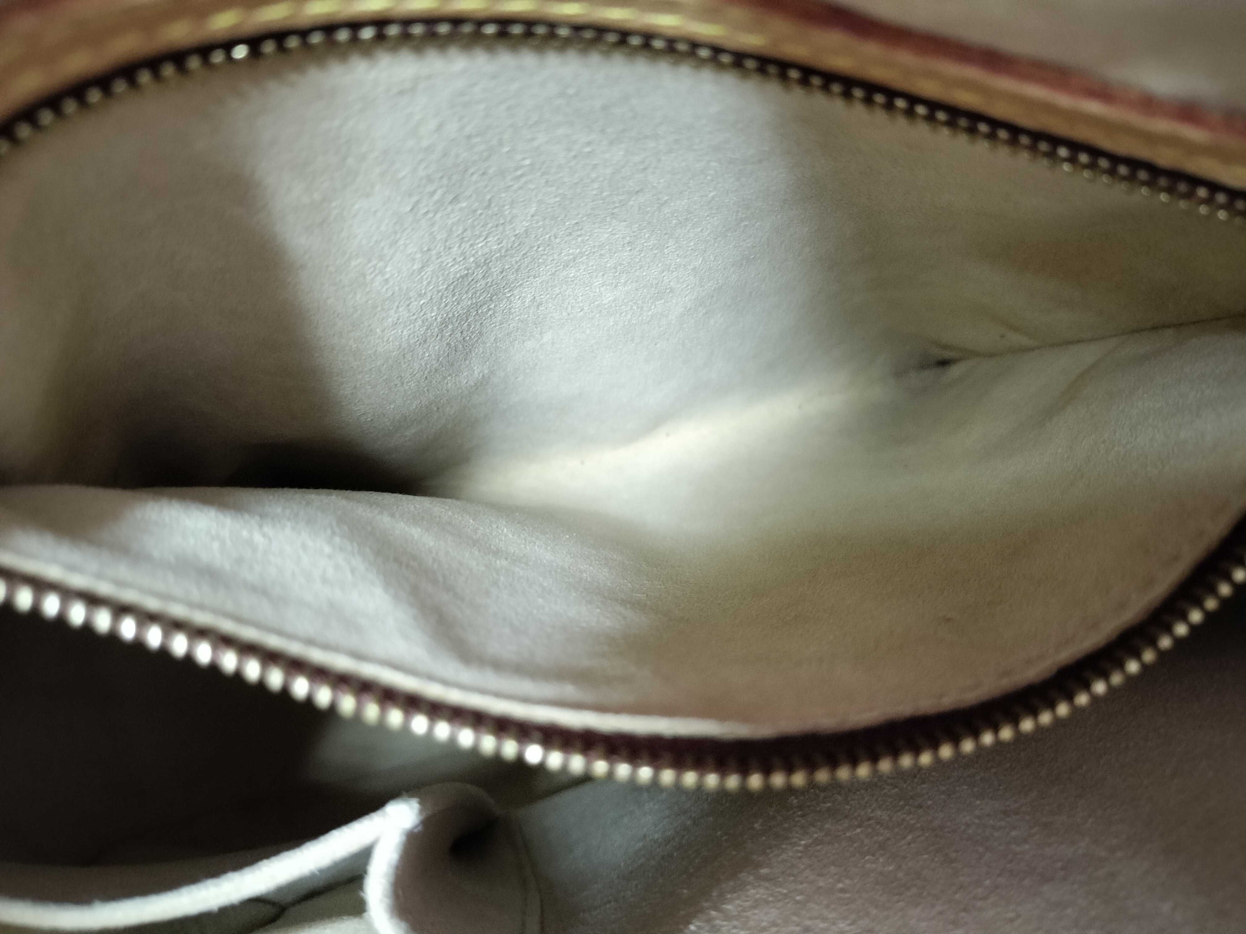 Monogram LV Monogram Looping Shoulder Bag — view 11