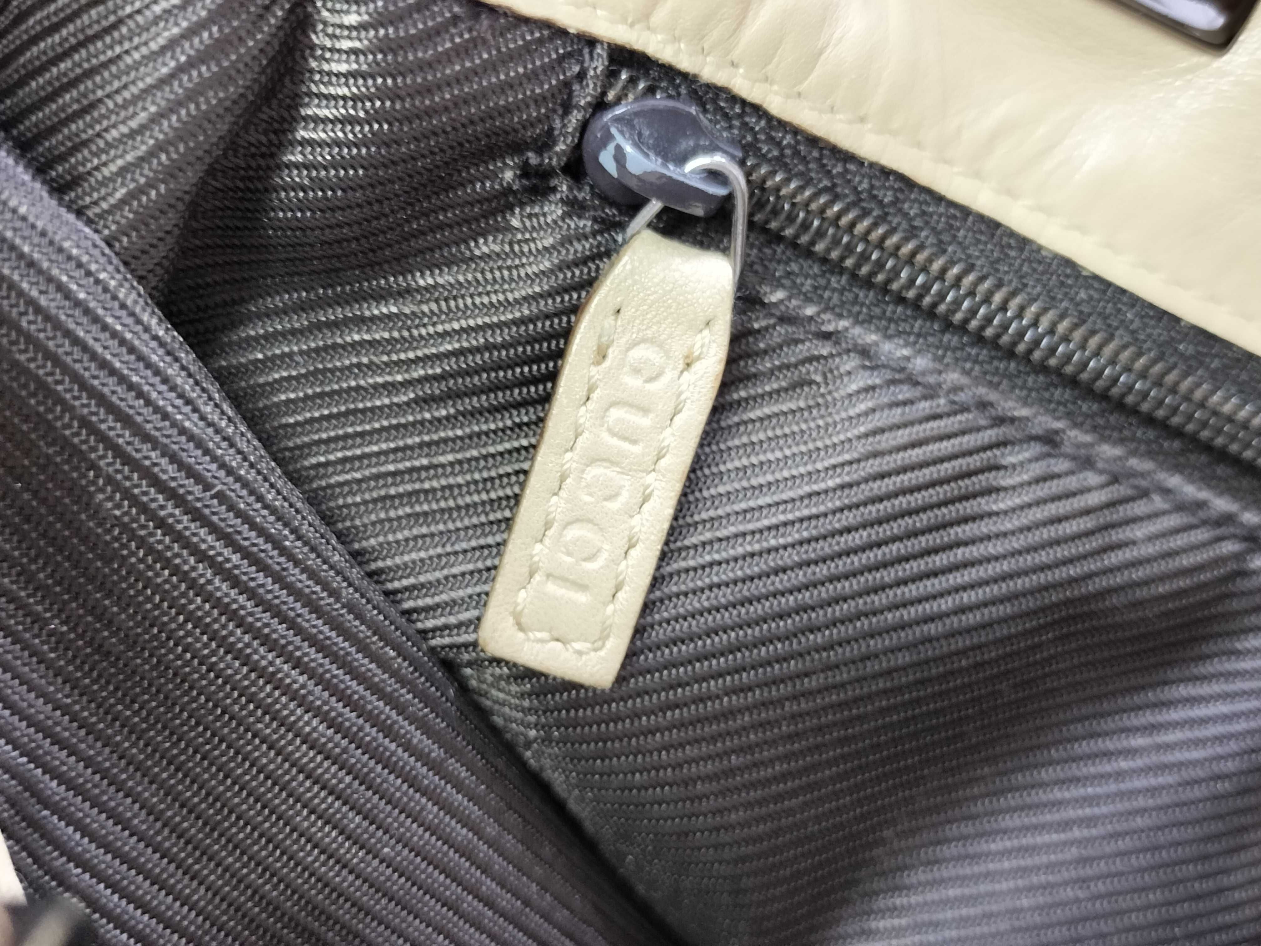 GG Canvas Tote Bag — view 11