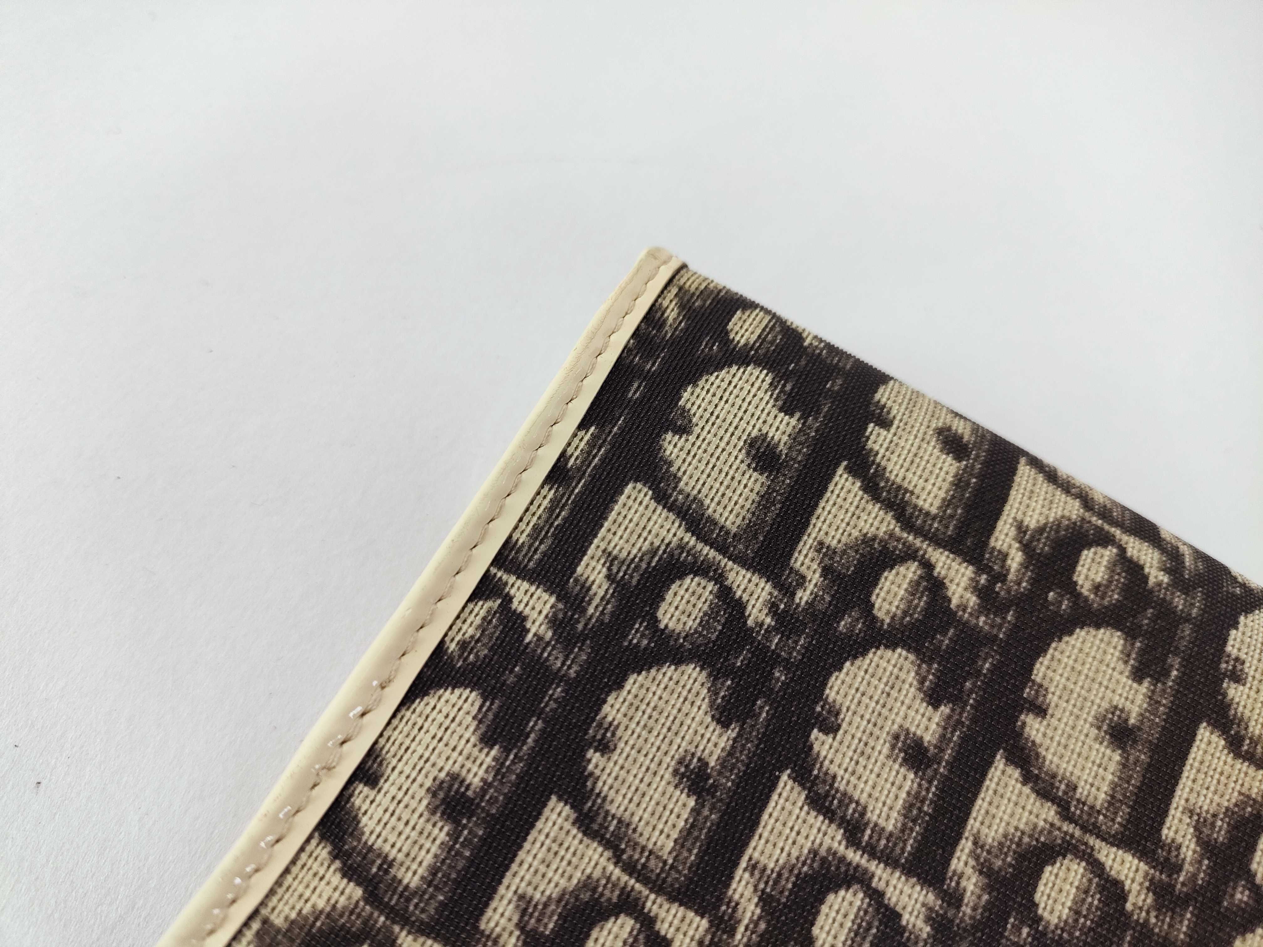 Trotter No.1 Bi-fold Wallet — view 15