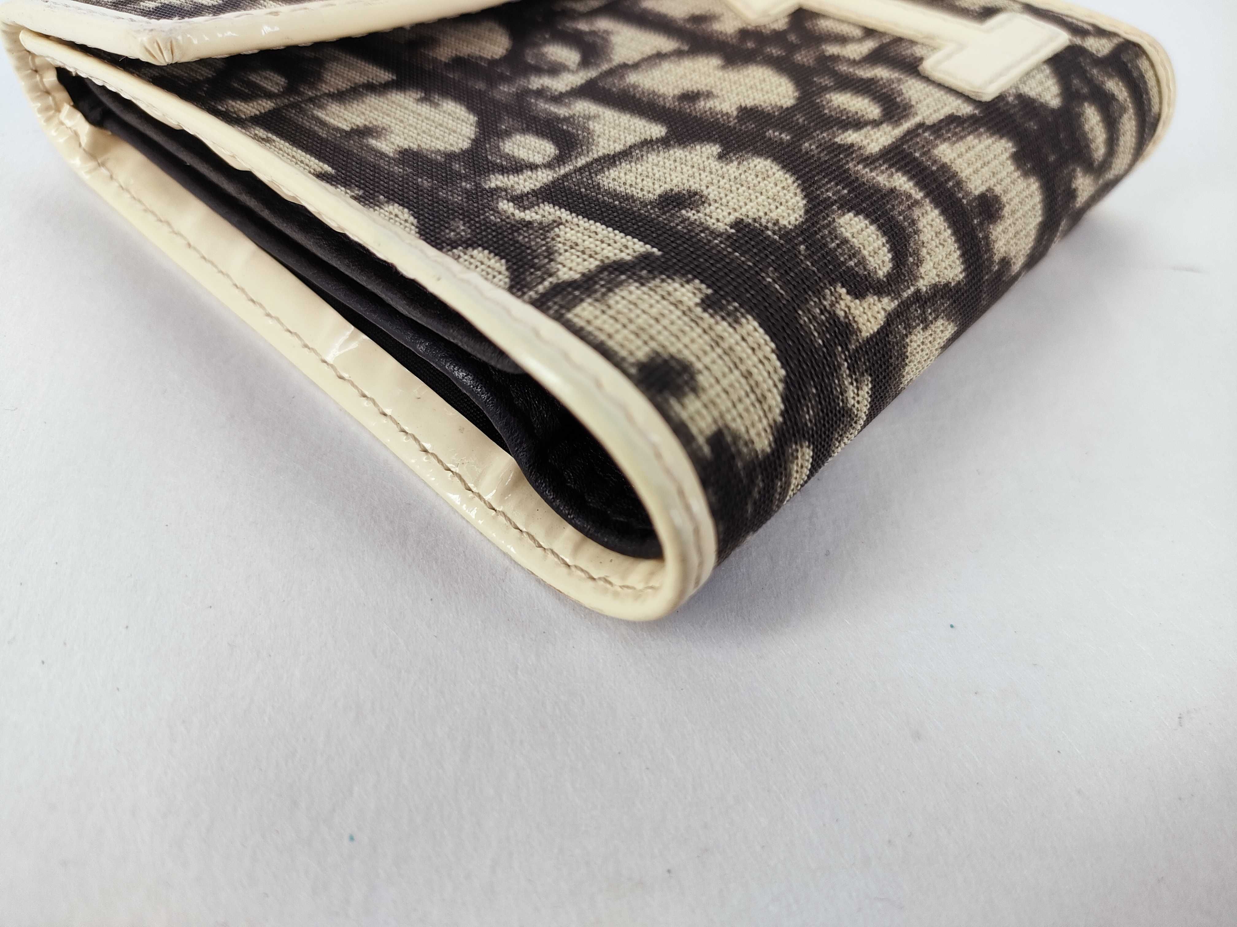 Trotter No.1 Bi-fold Wallet — view 3