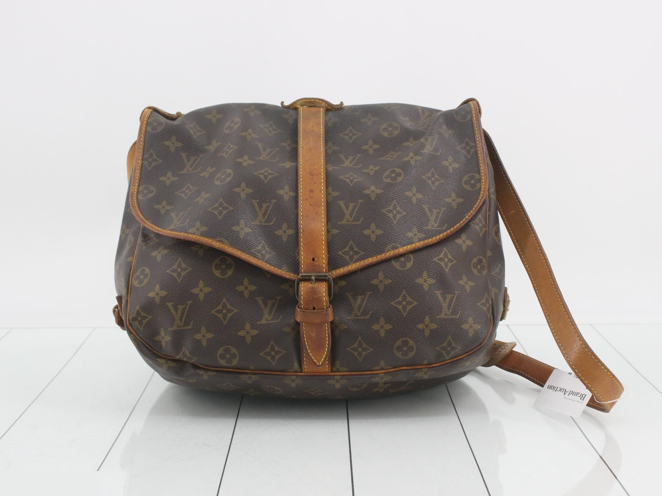Shoulder bag Saumur 30