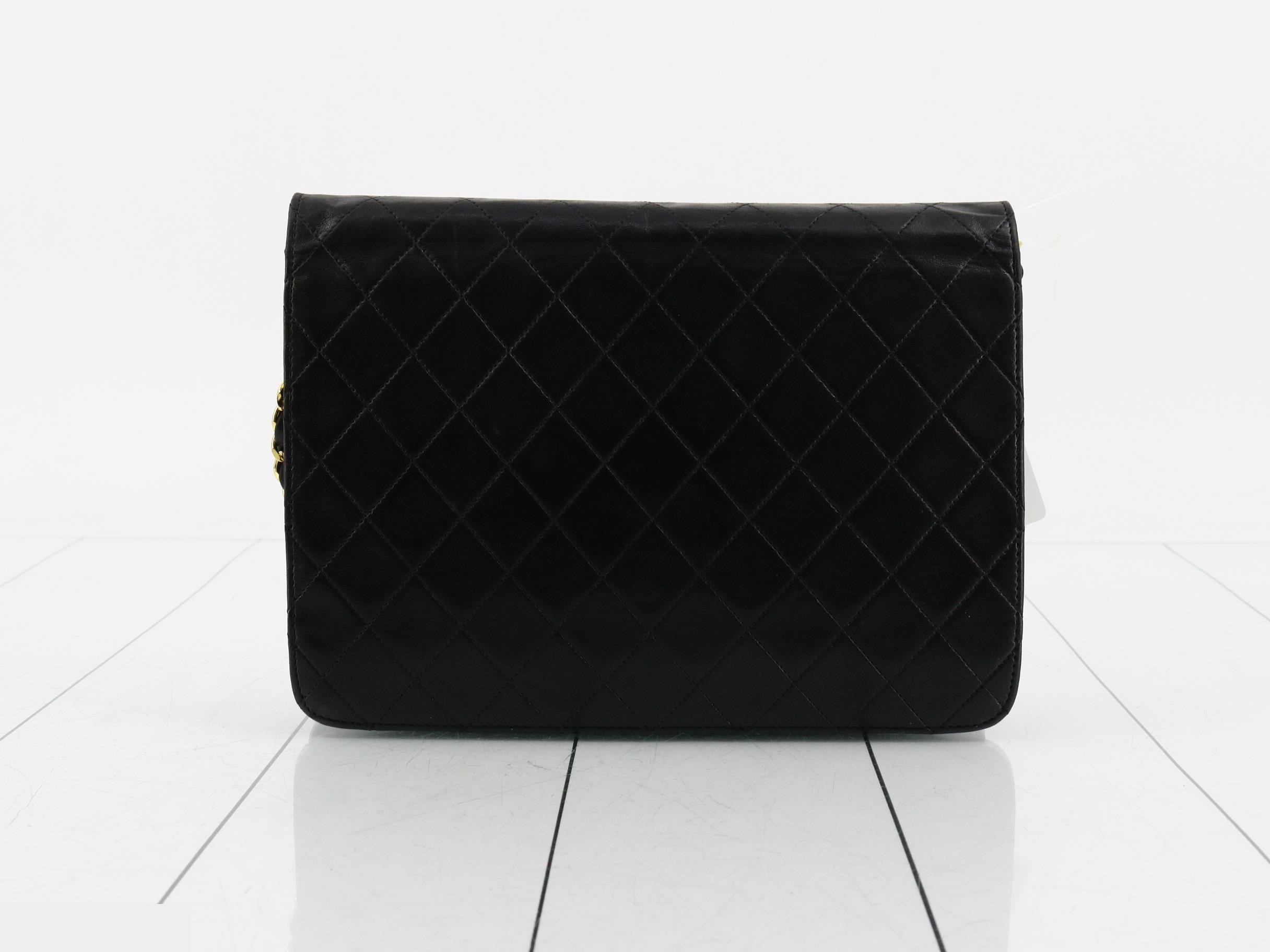 Matelassé (bag) - Shoulder bag — view 2
