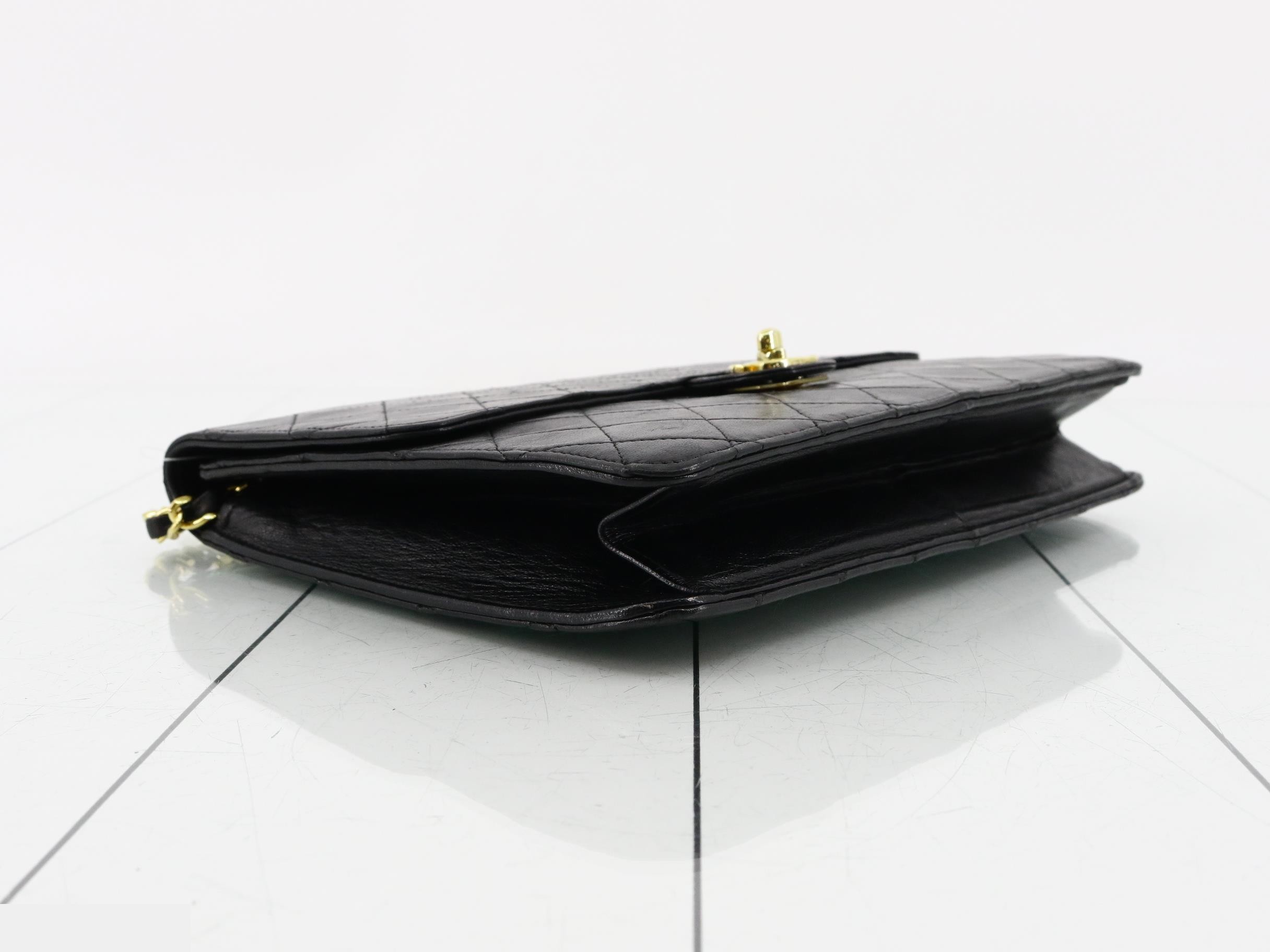 Matelassé (bag) - Shoulder bag — view 5