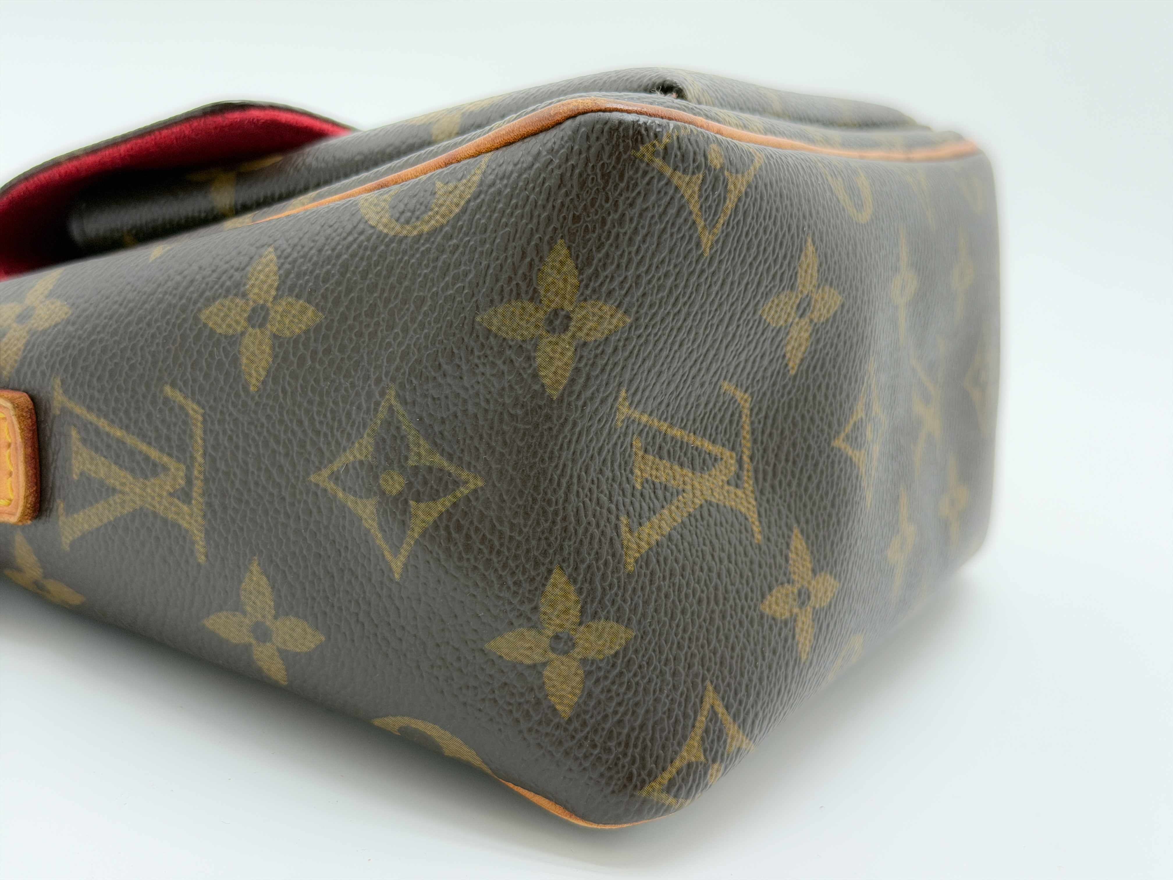 Monogram M51165 Viva Cite PM CA0035 Shoulder Bag — view 8