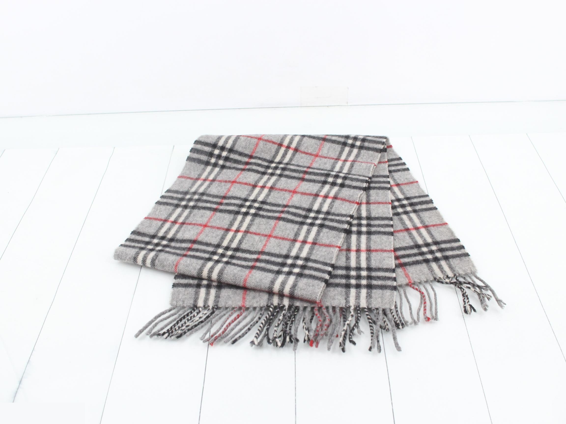 Other lines: Small items, accessories, and scarves — view 3