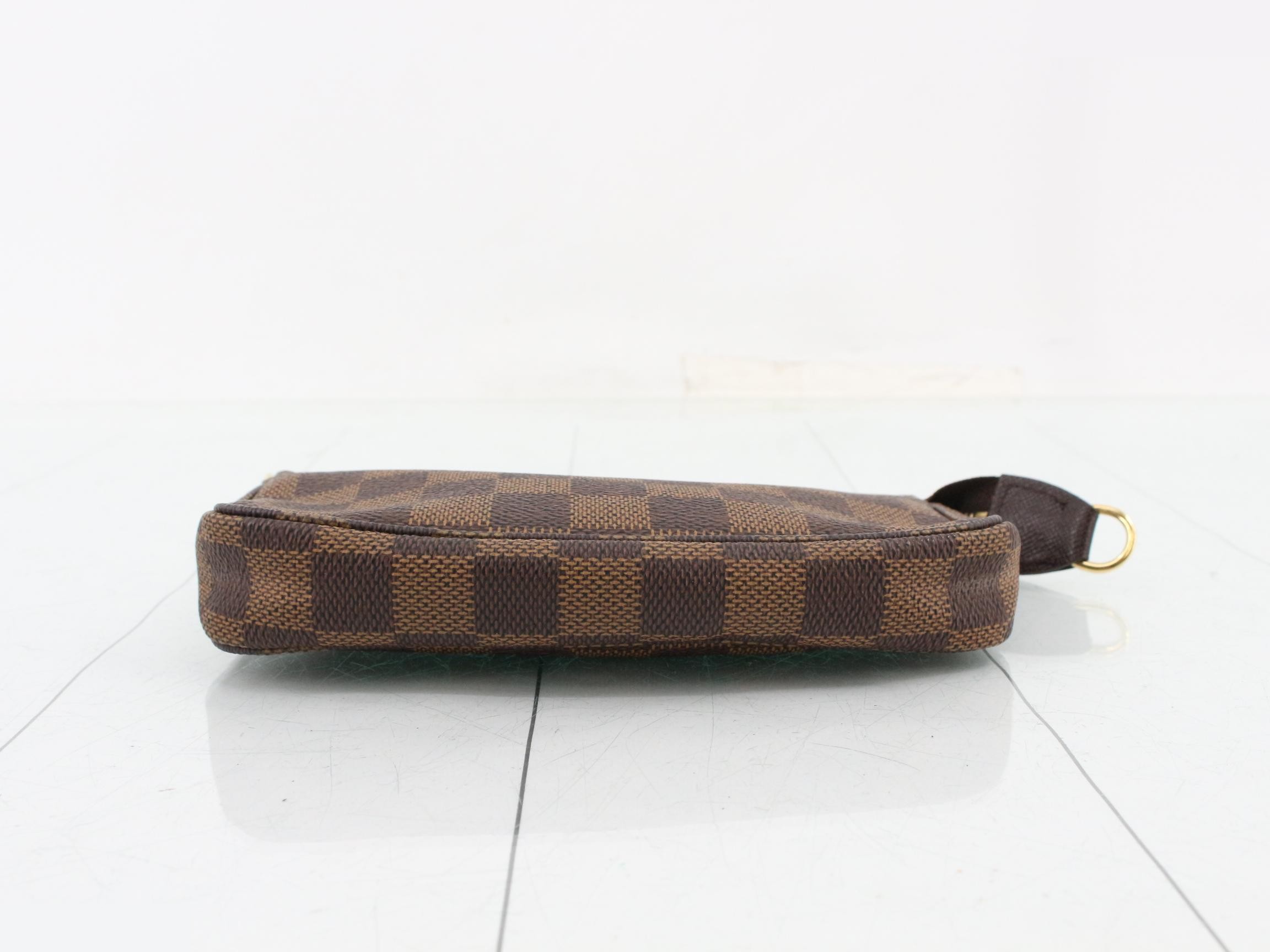 Mini Pochette Accessoires Damier — view 3